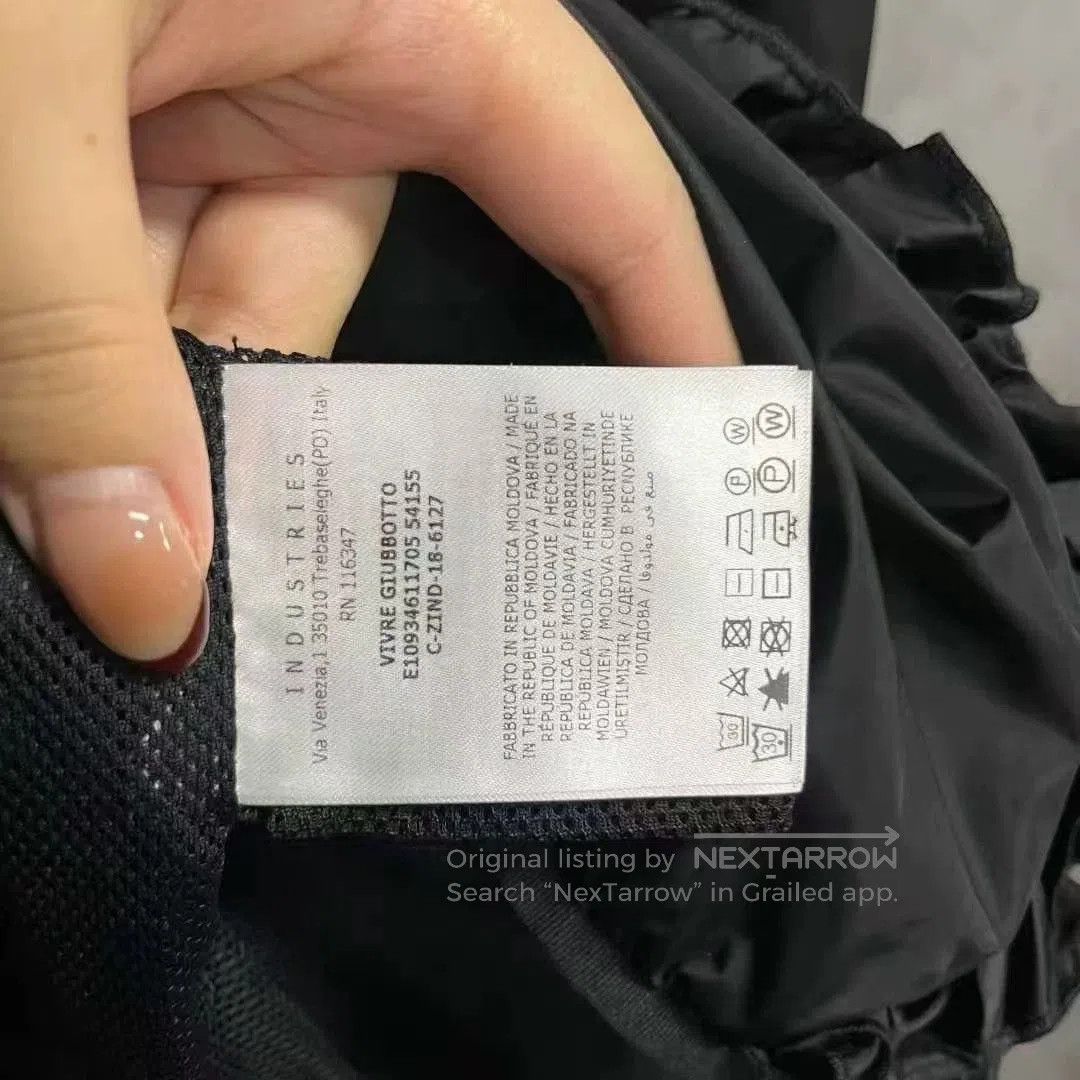 Moncler Moncler Solid Zip Hooded Long. Size XL / US 12-14 / IT 48-50 - 3 Thumbnail