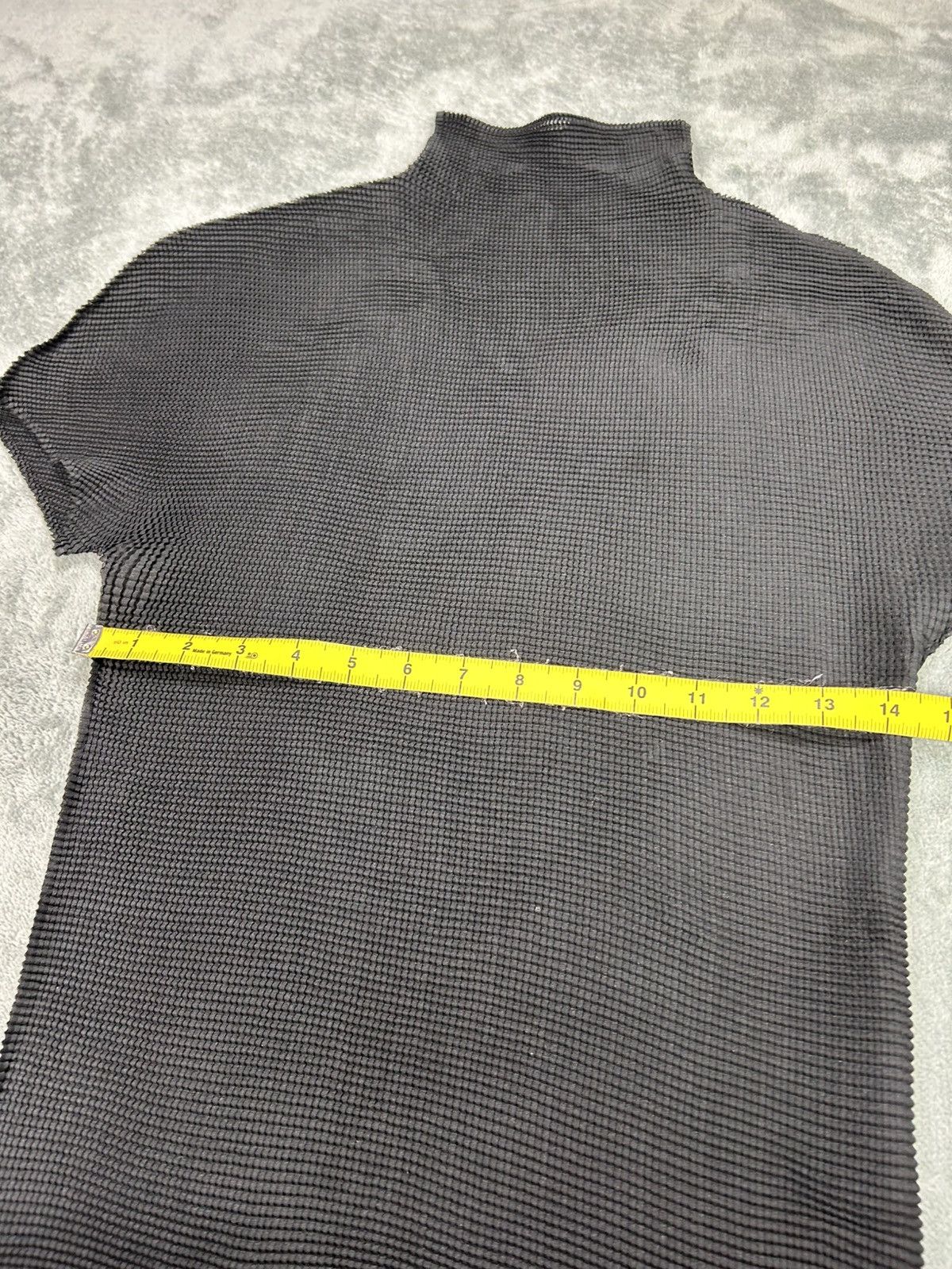 Issey Miyake Issey Miyake ‘Me’ Pleat Size S / US 4 / IT 40 - 6 Thumbnail