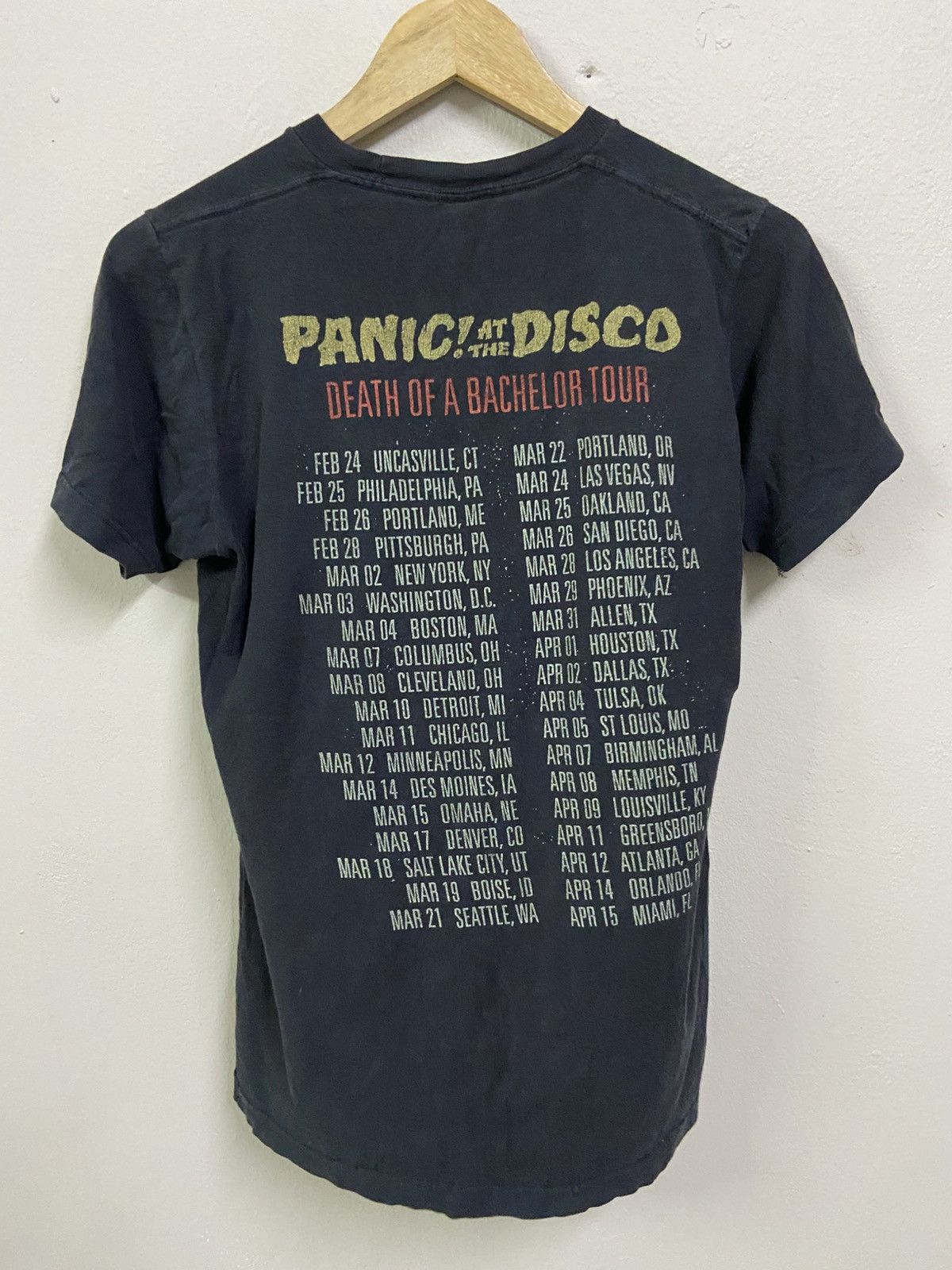 Vintage Panic! At the Disco tee Size US XS / EU 42 / 0 - 9 Thumbnail