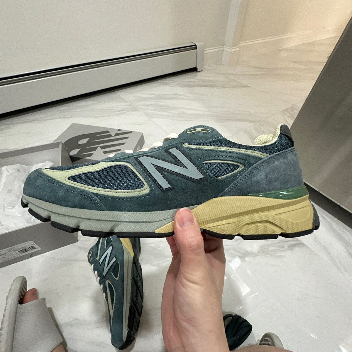 Auralee × New Balance New balance 990v4 x auralee Size US 10 / EU 43 - 2 Thumbnail