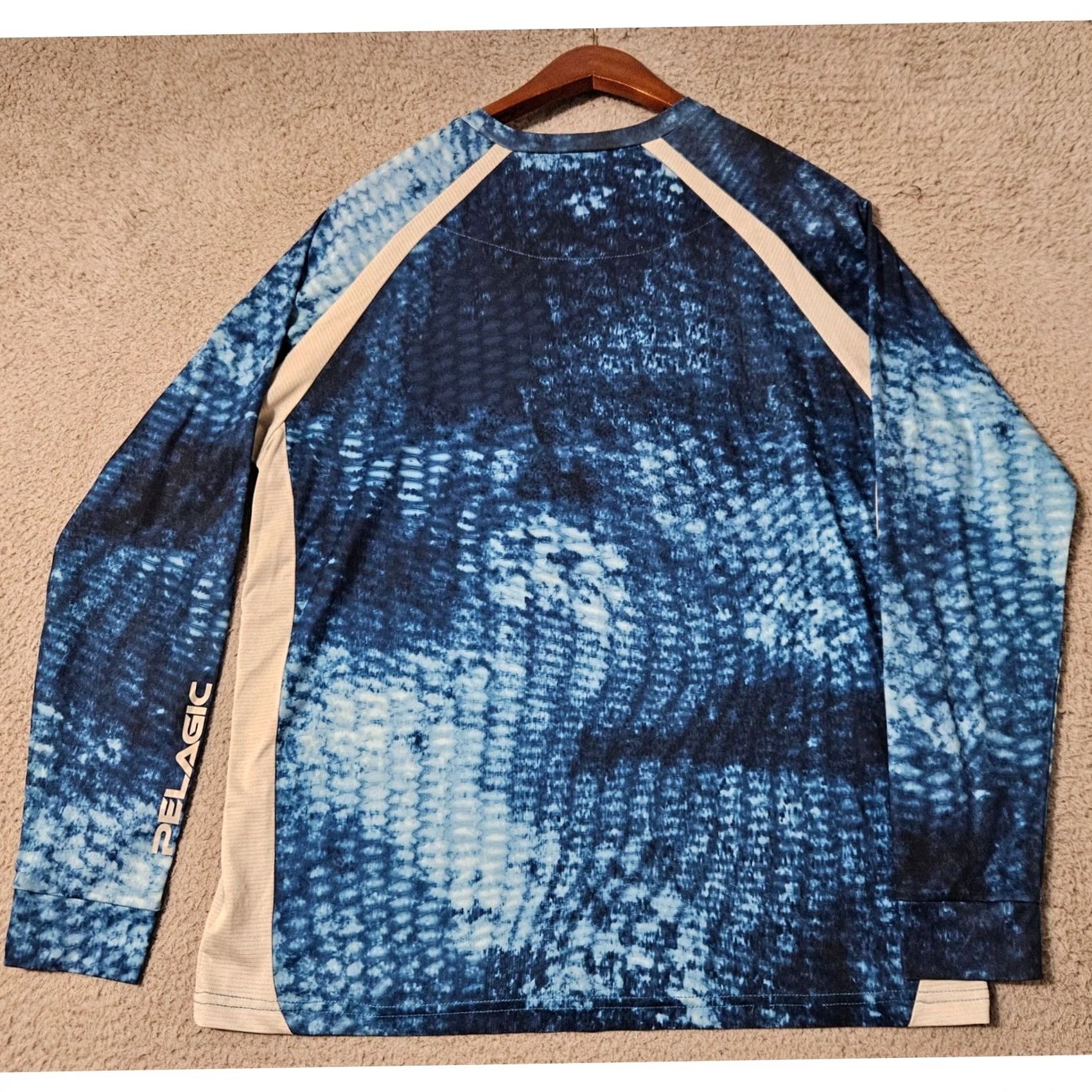 Vintage PELAGIC Shirt Mens Small Blue VaporTek Performance Long Sleeve Deep Sea Fishing Size US S / EU 44-46 / 1 - 2 Thumbnail