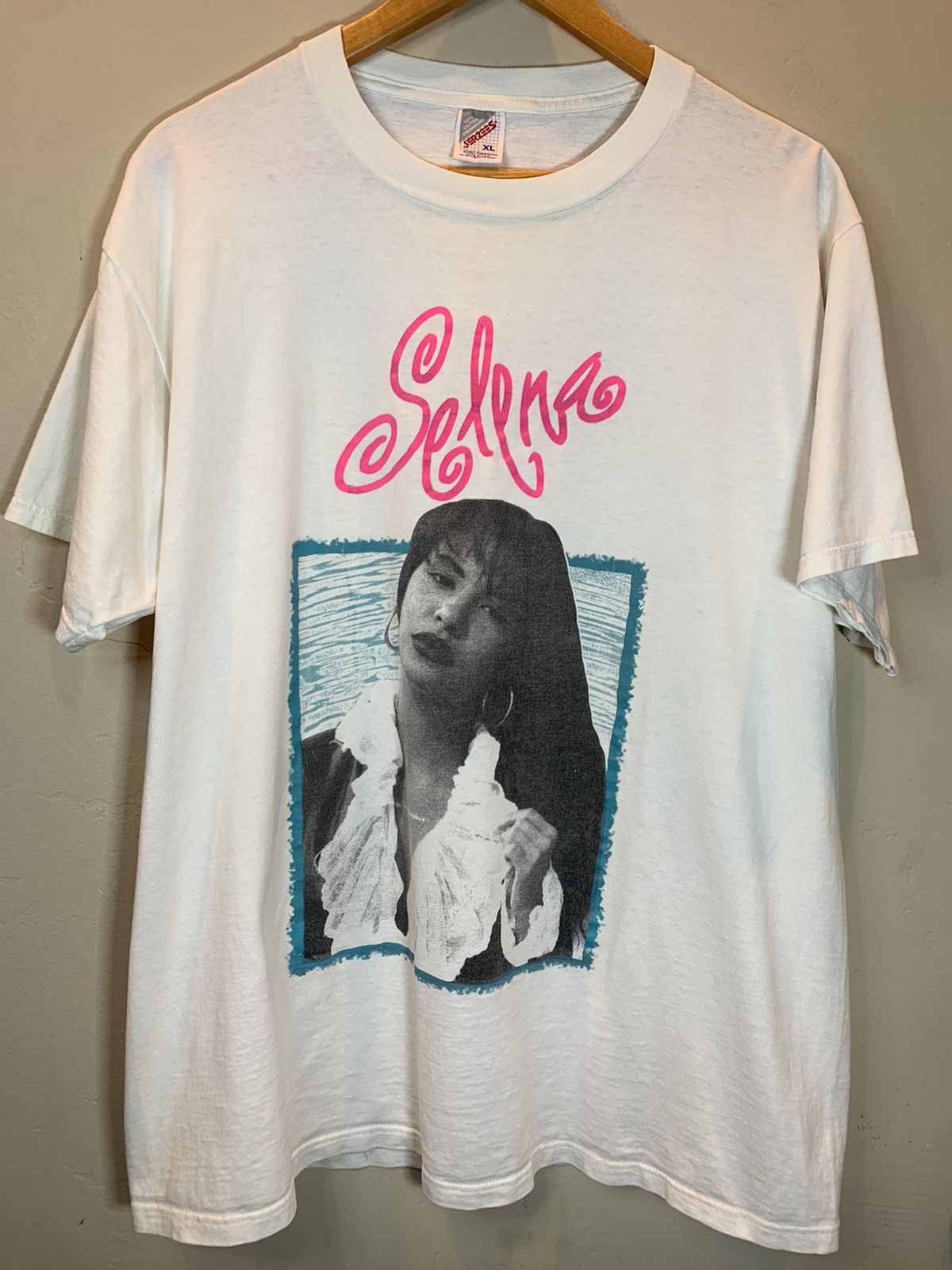 Band Tees × Rap Tees × Vintage *RARE* Vintage 90’s Selena Quintanilla Rap Band Latin Shirt Size US XL / EU 56 / 4 - 1 Thumbnail