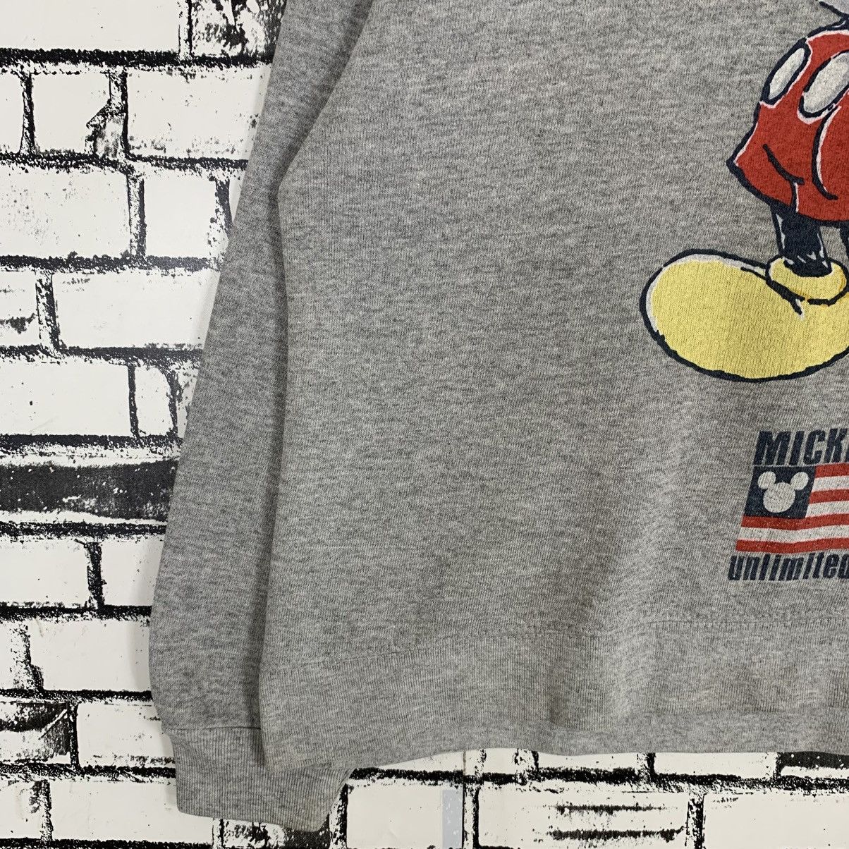 Disney × Mickey Mouse × Vintage Vintage Disney Mickey Unlimited Sweatshirt Size M / US 6-8 / IT 42-44 - 5 Thumbnail