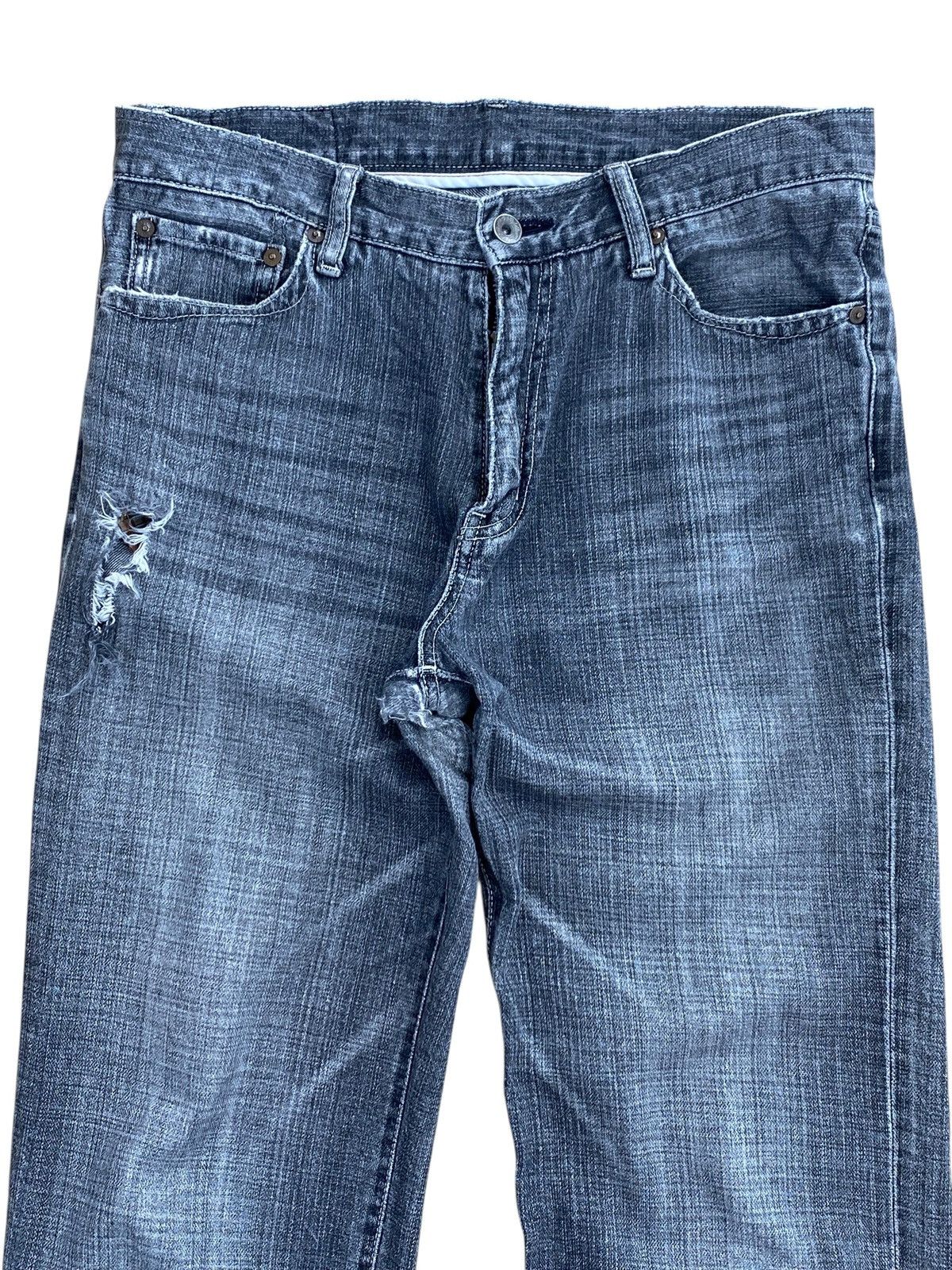 Uniqlo Uniqlo Brand Faded Wash Style Loose Jeans Size US 32 / EU 48 - 2 Thumbnail