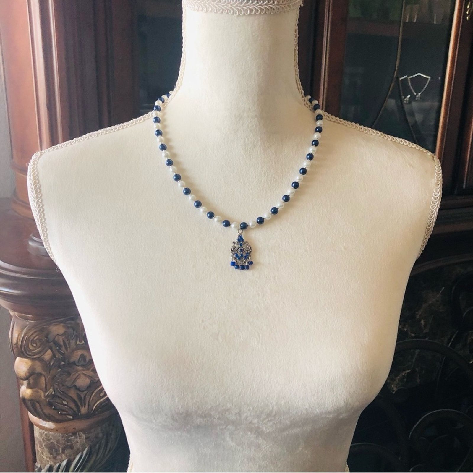 Handmade Handcrafted repurpose royal blue chandelier Pearl necklace Size ONE SIZE - 5 Thumbnail