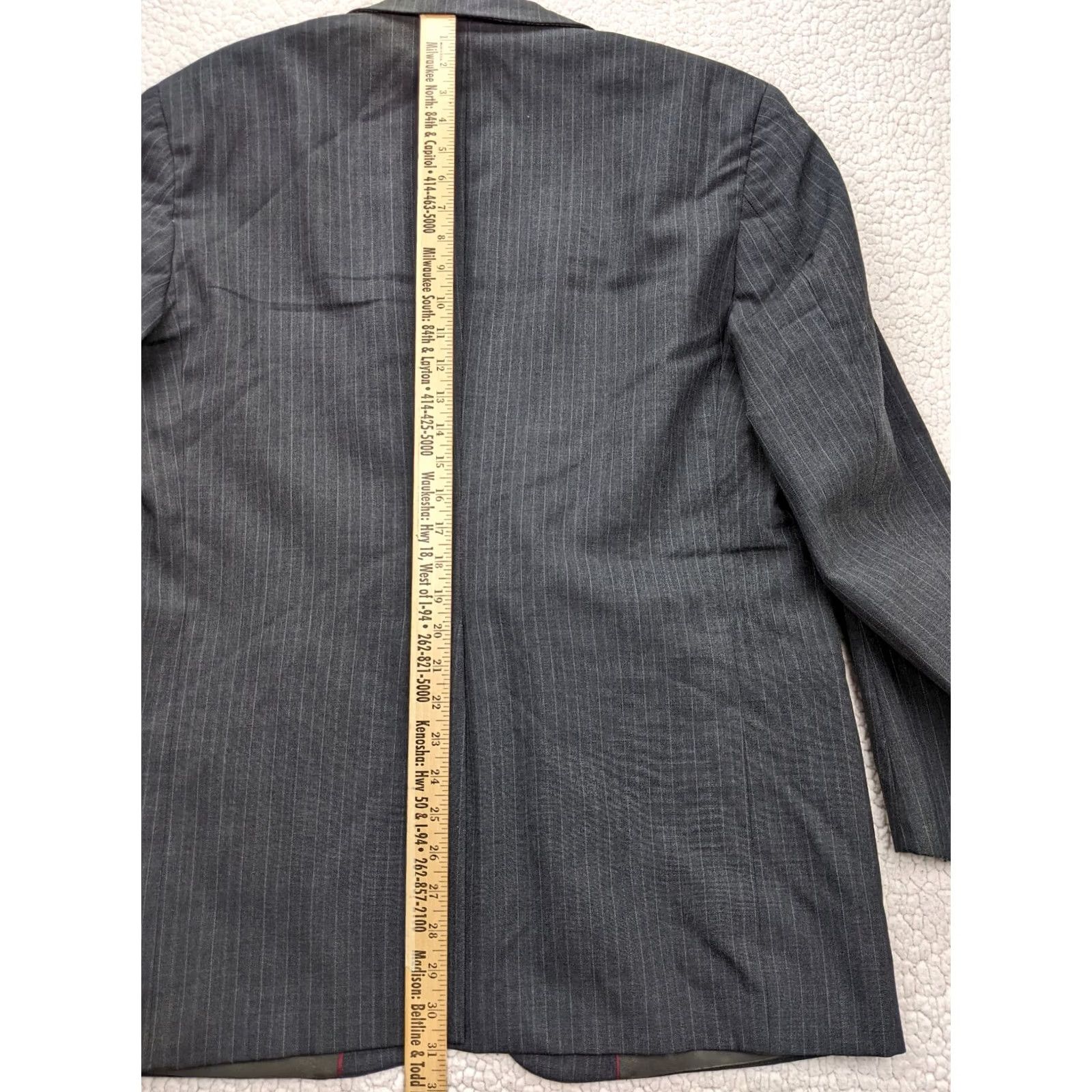 Vintage Richard Thomas Eulberg Mens Blazer Jacket Sport Coat Gray Pinstripe 40L Notch Lapel 2-Button Single-Breasted, Dry Clean Only, Regular Fit, Mens Jacket Size 40R - 4 Thumbnail