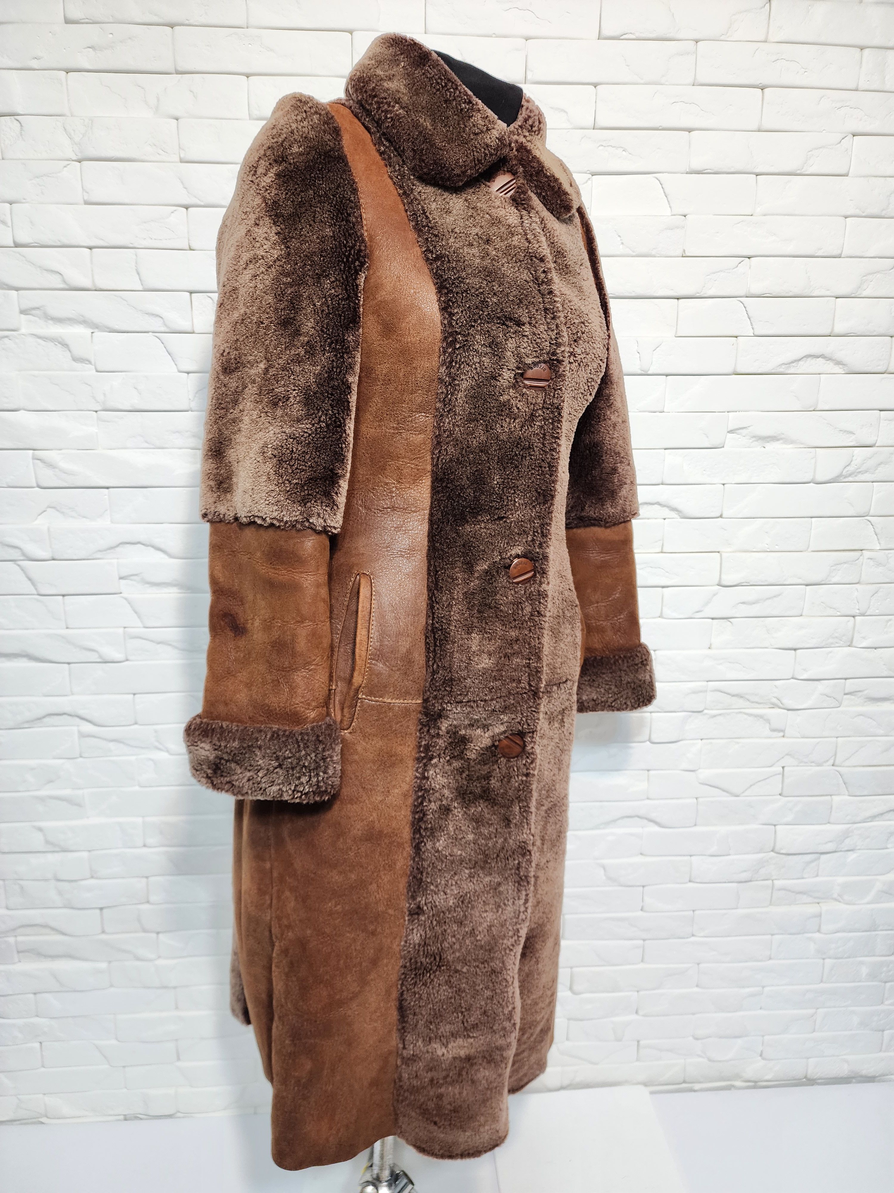 Genuine Leather Women's Brown Sheepskin Coat: Genuine Fur Size M / US 6-8 / IT 42-44 - 3 Thumbnail