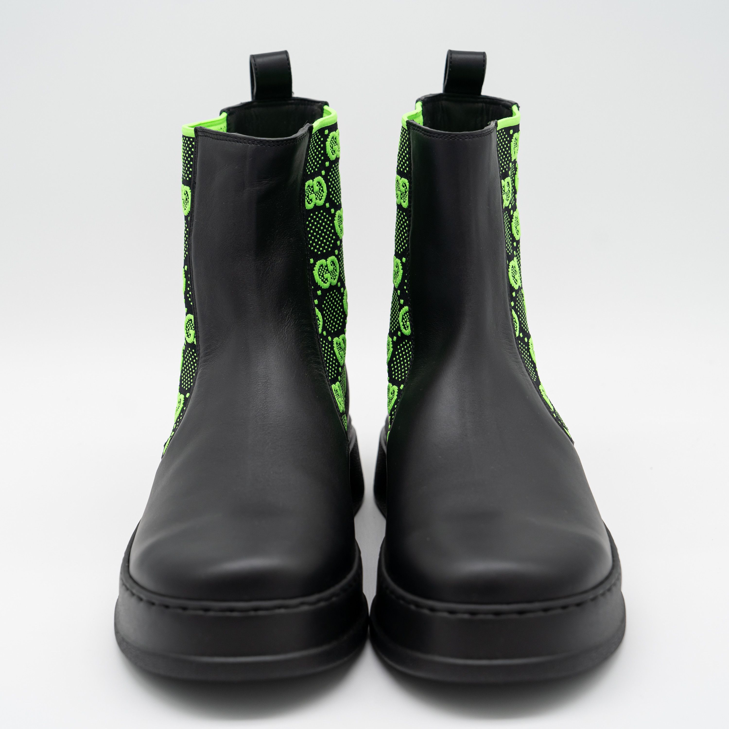 Gucci 13.5 us Gucci Chelsea GG Black Leather Pull On Boots  display picture 1