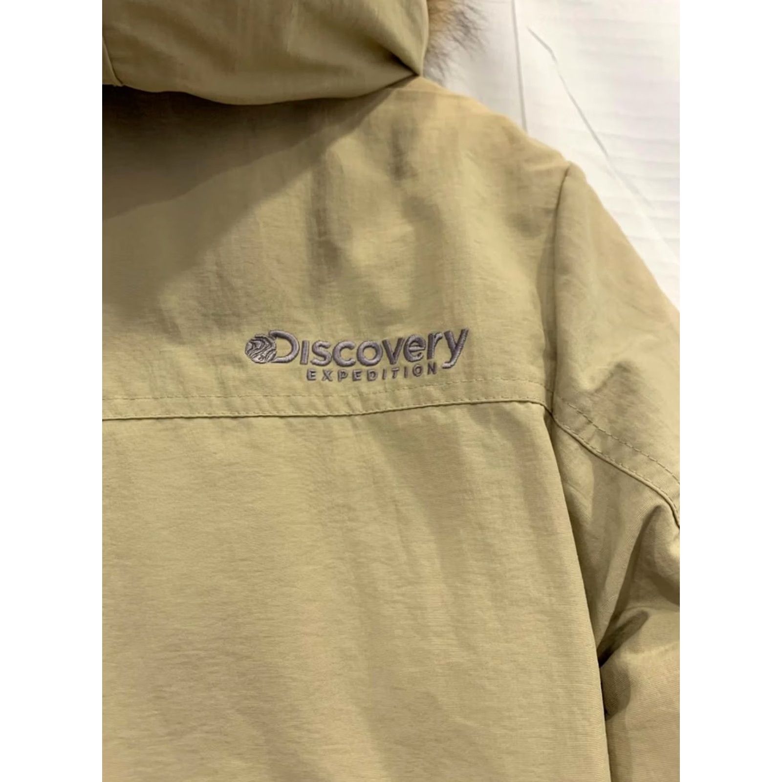 Vintage VINTAGE Discovery Expedition Milton Down Parka Jacket Mens Large Tan Beige Fur Hood#91 Size US L / EU 52-54 / 3 - 6 Thumbnail