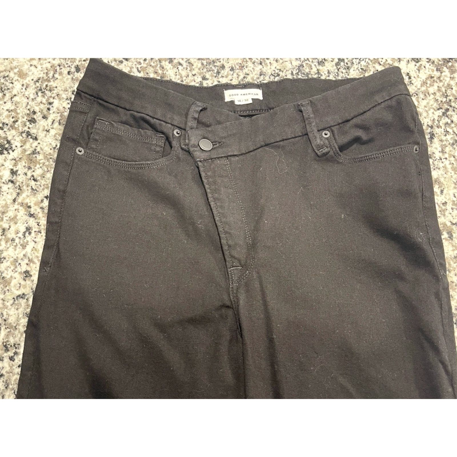 Good American Good American Good Classic Jeans Size 14/32 Inseam 27" BLACK001 GCLC047SBT Size 36" / US 14 / IT 50 - 2 Thumbnail