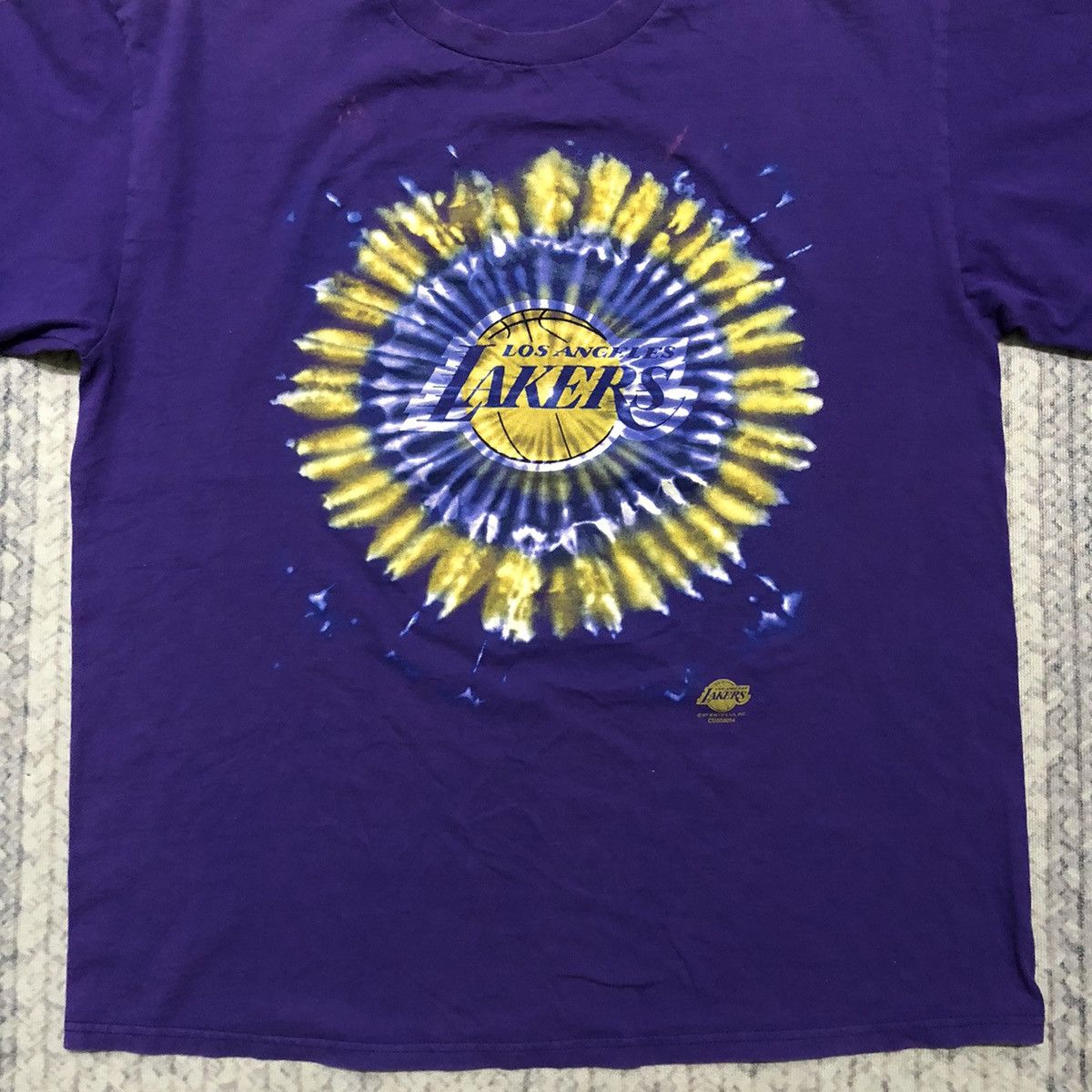 NBA × Vintage Rare Vintage NBA L.A Lakers Tye Dye Logo Tees Size US XL / EU 56 / 4 - 3 Thumbnail