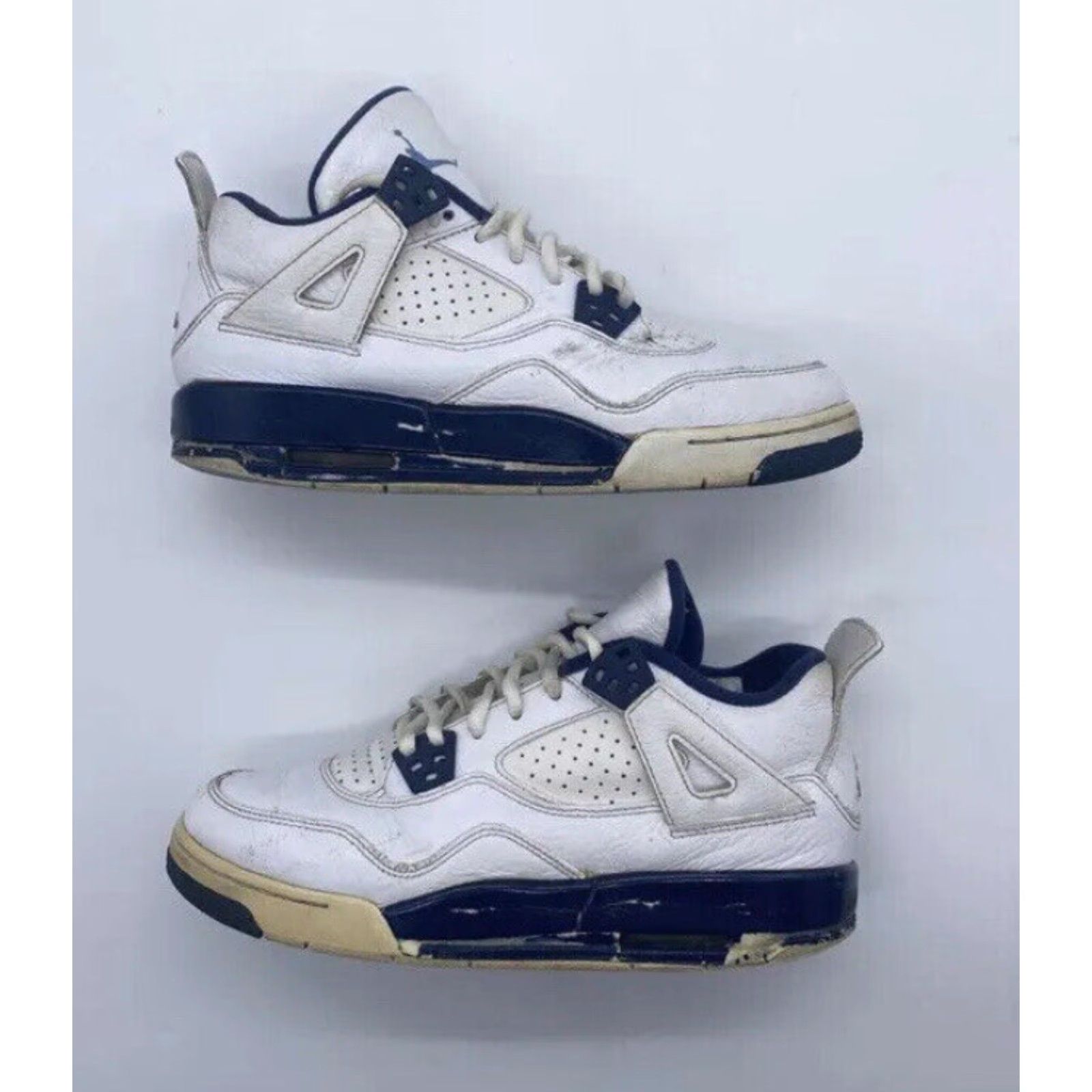 Jordan Brand Jordan 4 Legend Blue Size 6.5 Y Gs Grade School Women’s 8 2014 408 452 107 Size US 7 / IT 37 - 2 Thumbnail