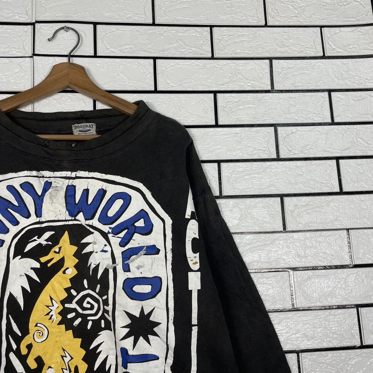 Japanese Brand Japanese Brand Bossbat Funny Wall Sweatshirt Size US M / EU 48-50 / 2 - 5 Thumbnail