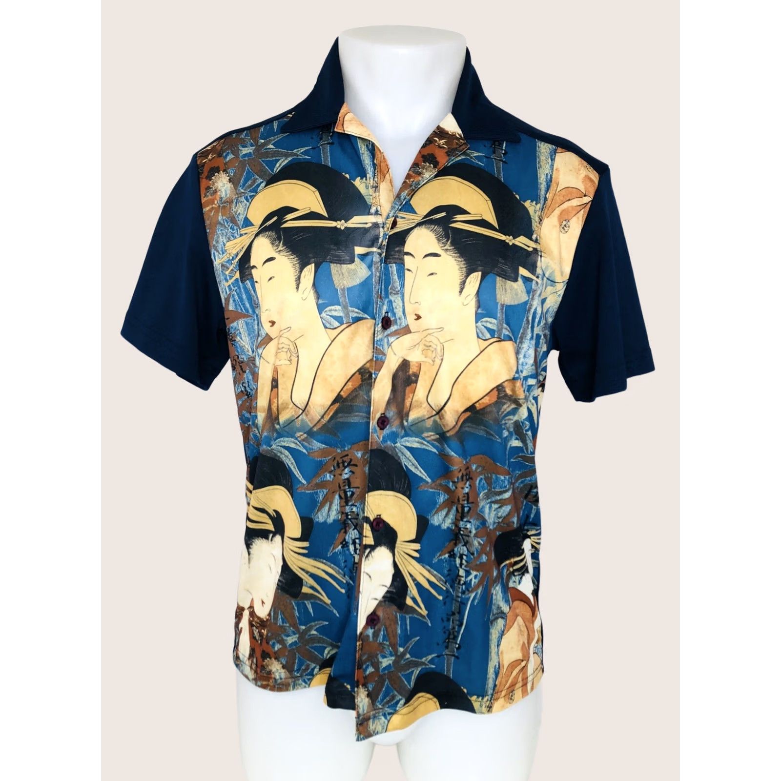 Vintage EDGY DOGS Vintage Japanese Asian Art Mens Shirt S Blue Short Sleeve Button-Up Shirt - EXCELLENT Size US S / EU 44-46 / 1 - 1 Thumbnail