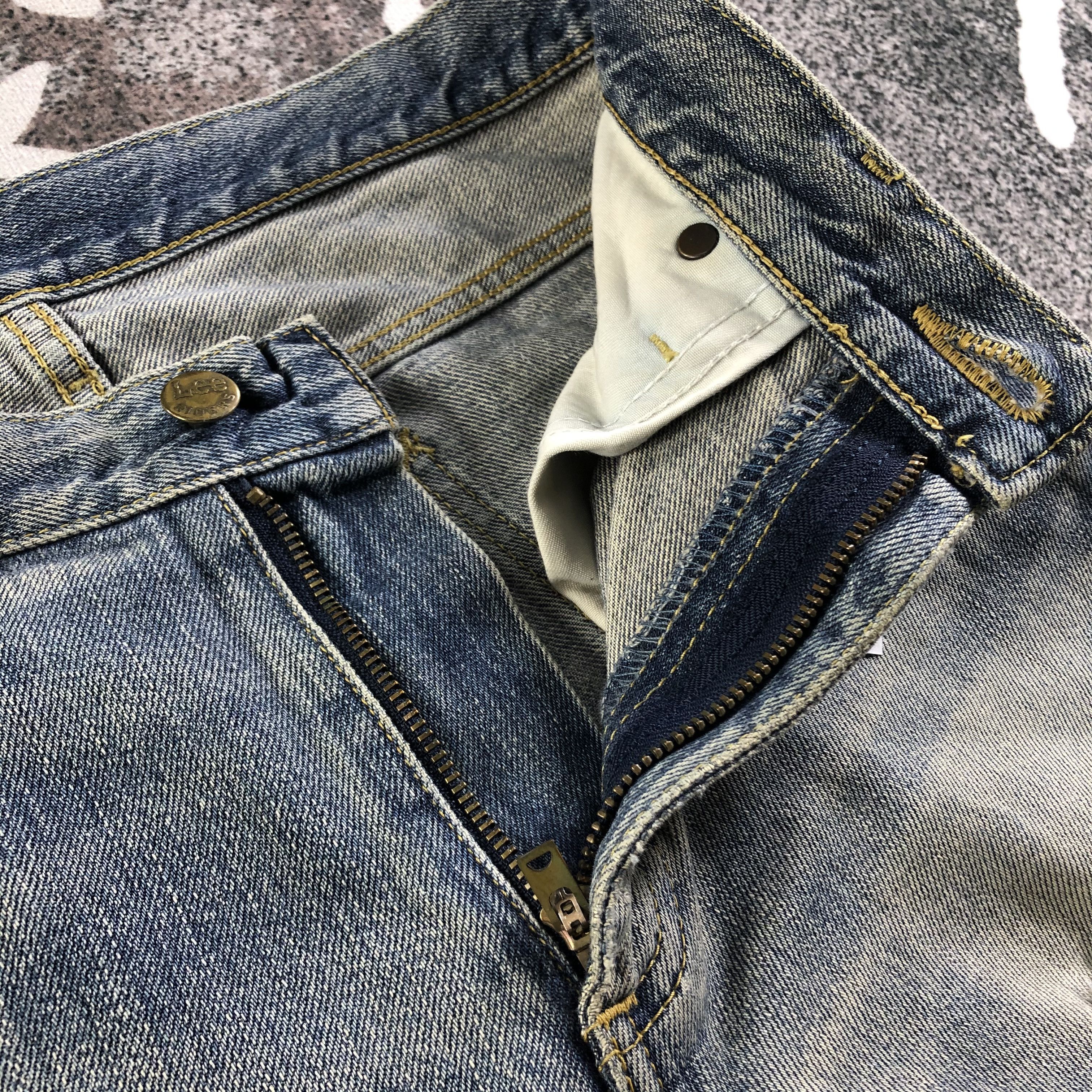 Lee Vintage Lee Flare Jeans Ripped Faded Blue KJ2531 Size US 29 - 7 Thumbnail