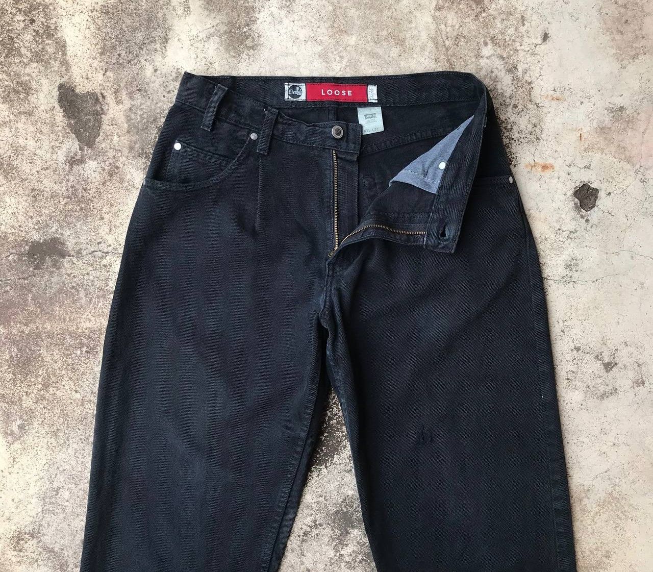 Levi's Vintage Clothing VINTAGE LEVIS 90S SILVERTAB LOOSE DISTRESSED JEAN W31X32" Size US 31 - 6 Thumbnail