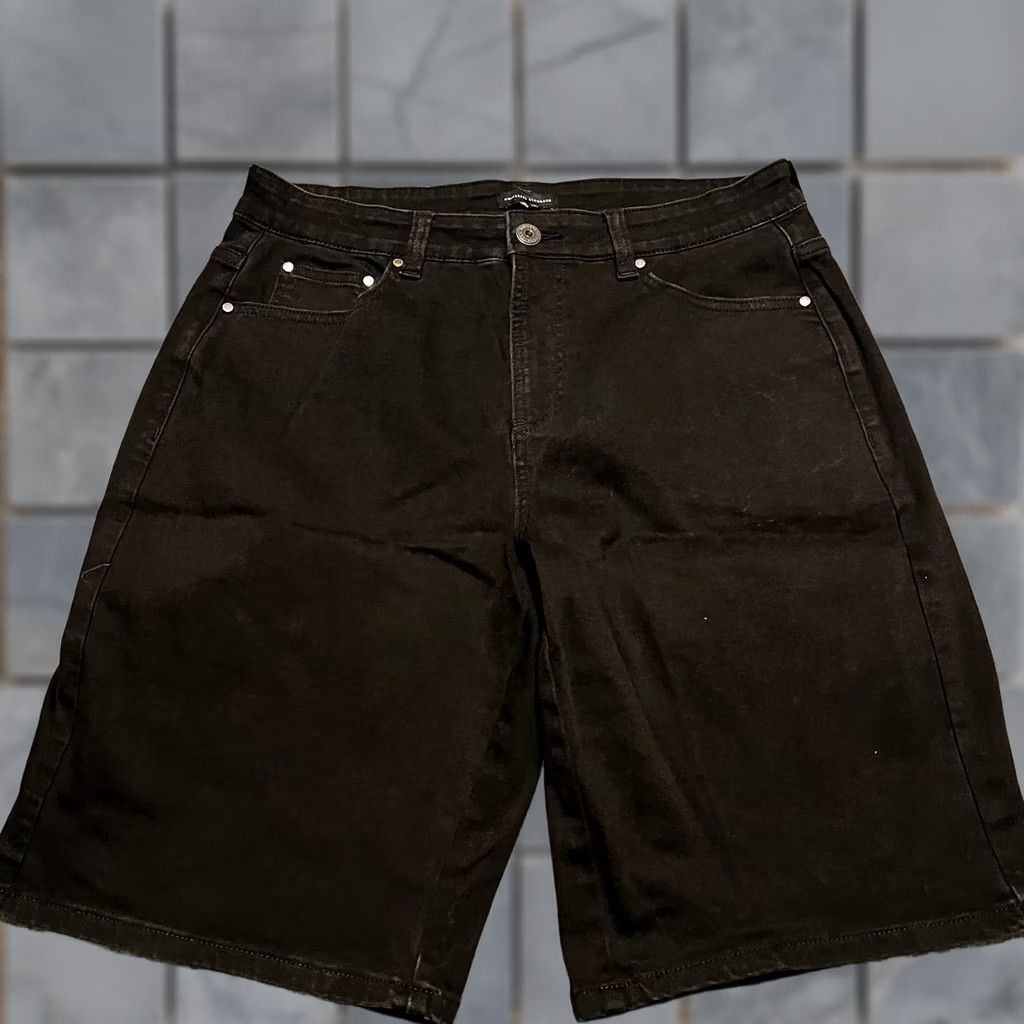 Vintage Universal Standard Womens 12 Black Jean Shorts Stretch Denim Bermuda Size 34" / US 12 / IT 48 - 1 Thumbnail