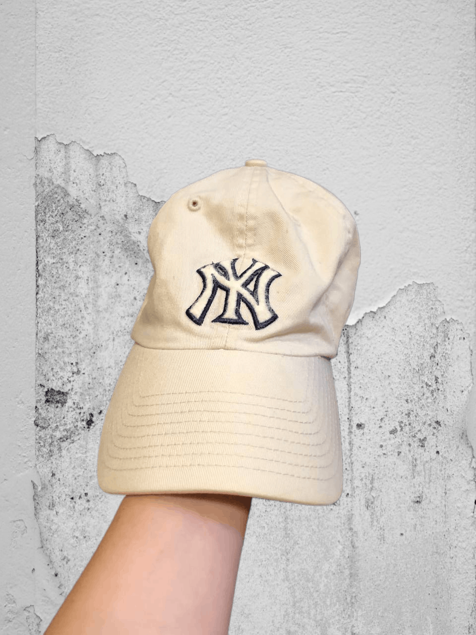 New York Yankees Hats beige Vintage Streetwear New York Yankees Cap Y2K Size ONE SIZE - 1 Thumbnail