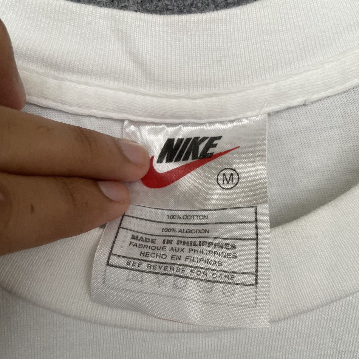 Nike × Vintage Vintage 1990s Nike Football T Shirt Size US L / EU 52-54 / 3 - 3 Thumbnail