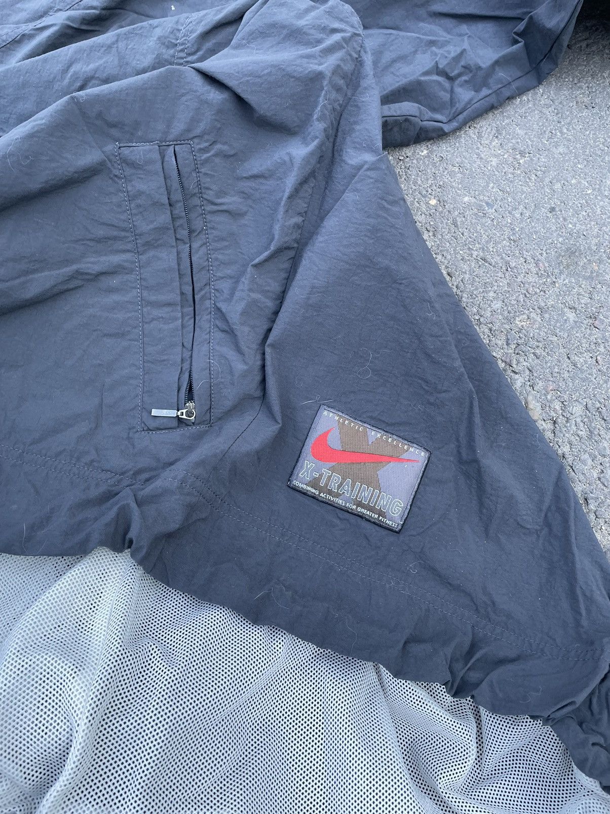 Nike × Vintage Vintage Nike light jacket 1/4 windbreaker grey x-training Size US XL / EU 56 / 4 - 9 Thumbnail