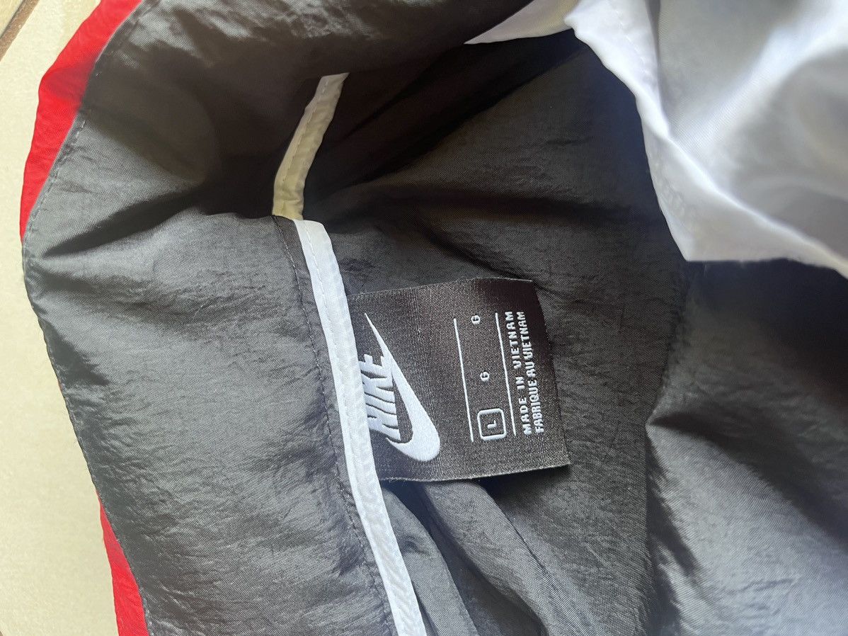 Nike Retro Nike Windbreaker jacket Size US L / EU 52-54 / 3 - 2 Thumbnail