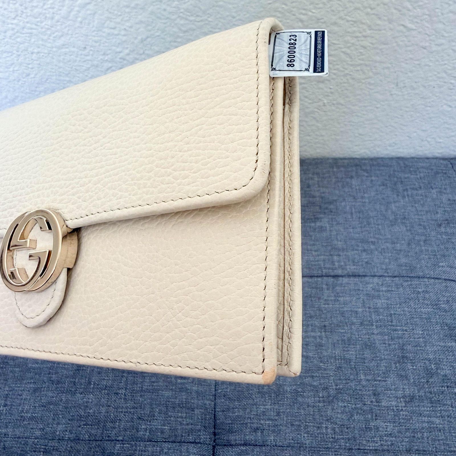 Gucci Gucci Interlocking G Beige Chain Crossbody Bag Size ONE SIZE - 8 Thumbnail