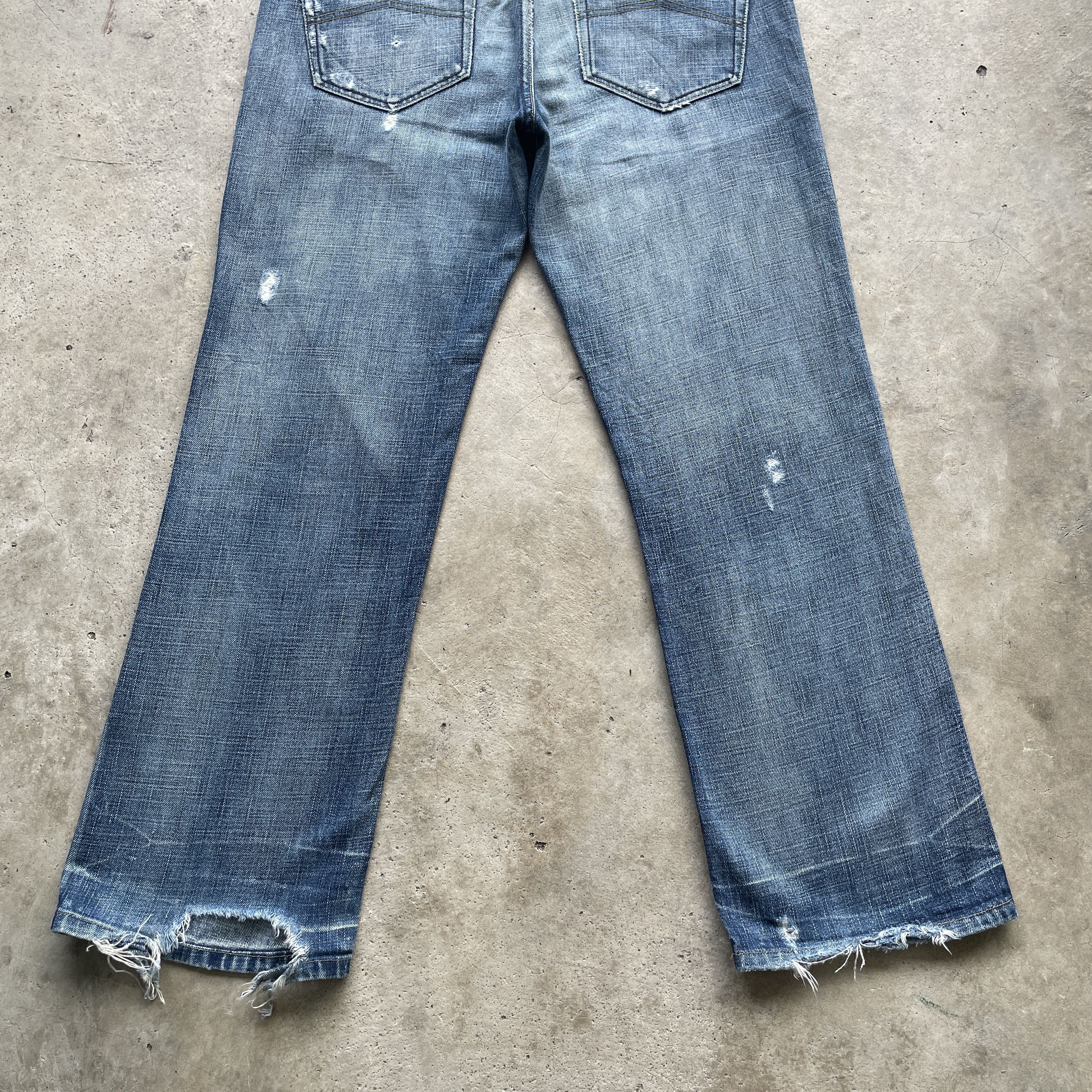 Armani Exchange VINTAGE ARMANI EXCHANGE DISTRESSED JEANS USA FADED PANTS W35 Size US 35 - 10 Thumbnail