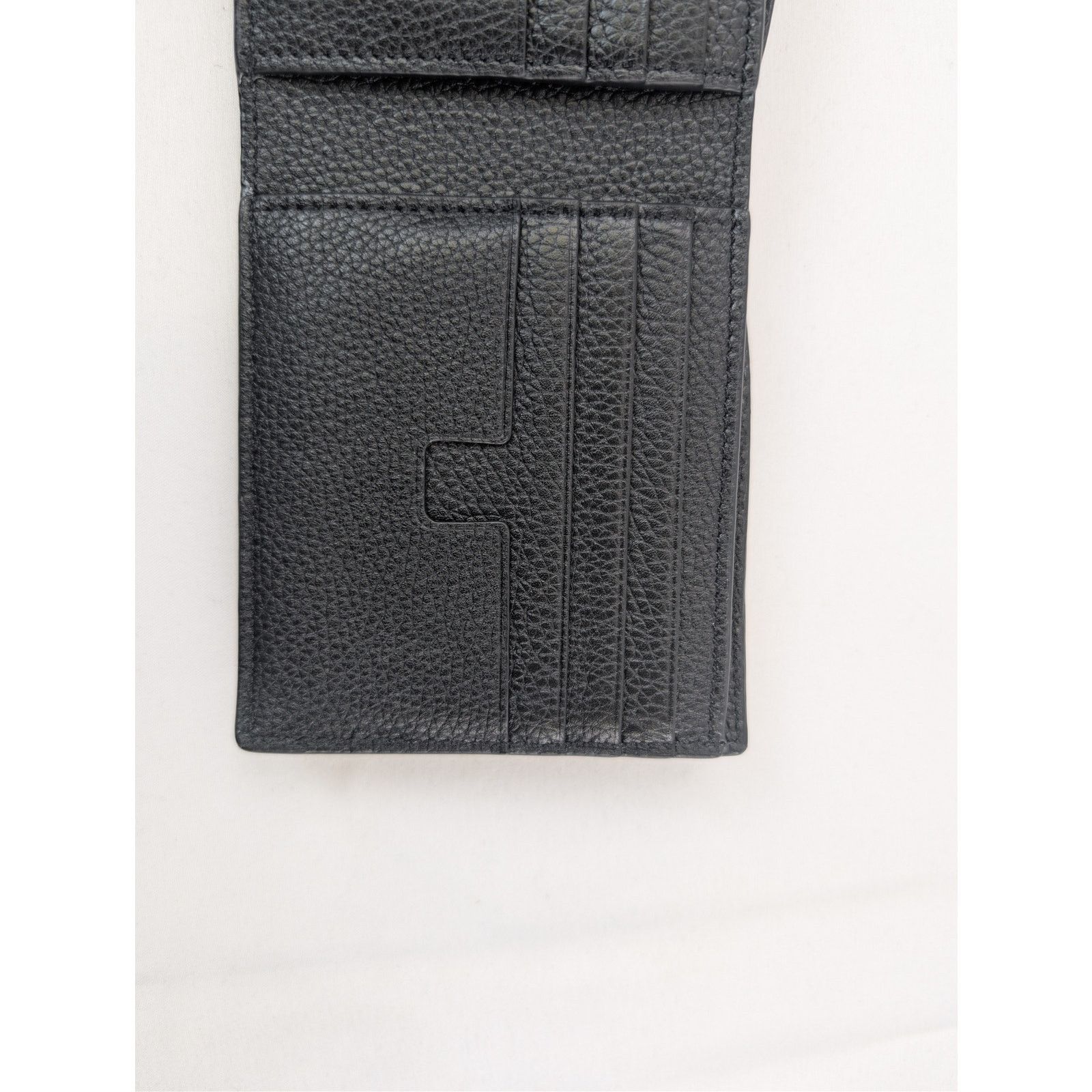 Tom Ford o1rshd1 Size: OS / Grained Leather Bi-Fold Wallet in Black Size ONE SIZE - 8 Thumbnail