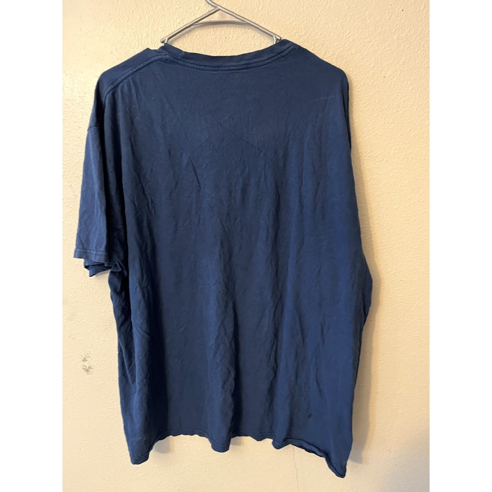 Vans Vans T Shirt Mens XL Reg Fit Blue Embroidered Flower Off The Wall Size US XL / EU 56 / 4 - 2 Thumbnail