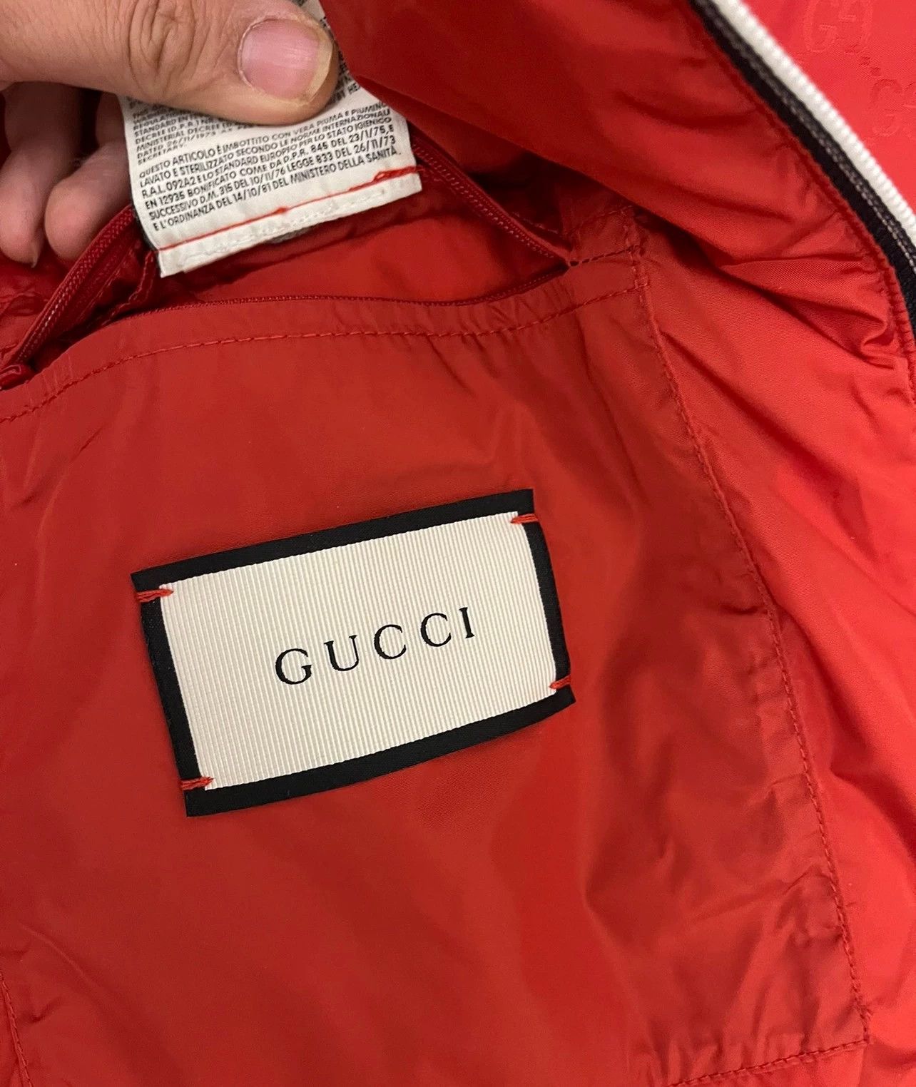 Gucci Gucci Red Full Logo Goose Down Puffer Jacket 56 Warm Size US XL / EU 56 / 4 - 5 Thumbnail