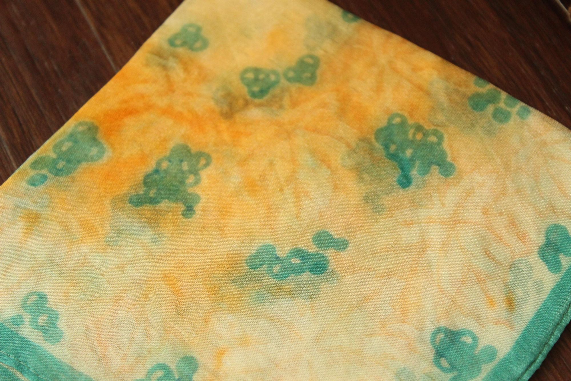 Vintage Vintage 1950s Handkerchief, Orange and Green Silk with a Lea Size ONE SIZE - 3 Thumbnail