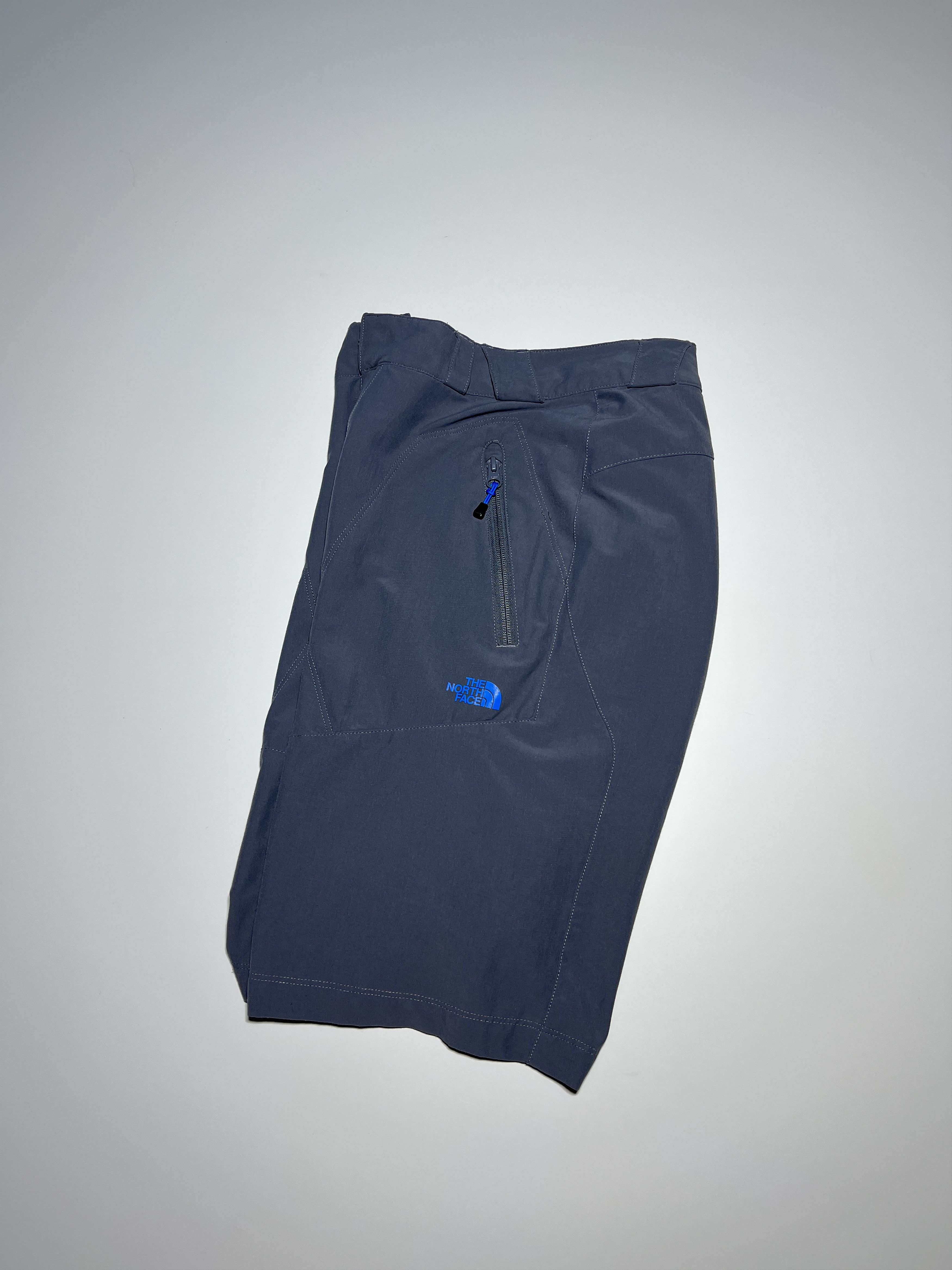 The North Face The North Face Gray Hiking Shorts Size 30 Size US 30 / EU 46 - 4 Thumbnail