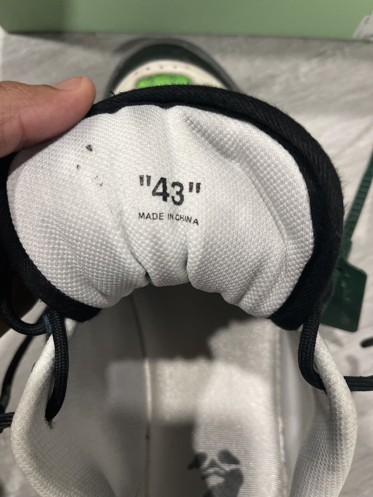 Off-White Odsy 2000 Low-Top Sneakers Size US 10 / EU 43 - 12 Thumbnail