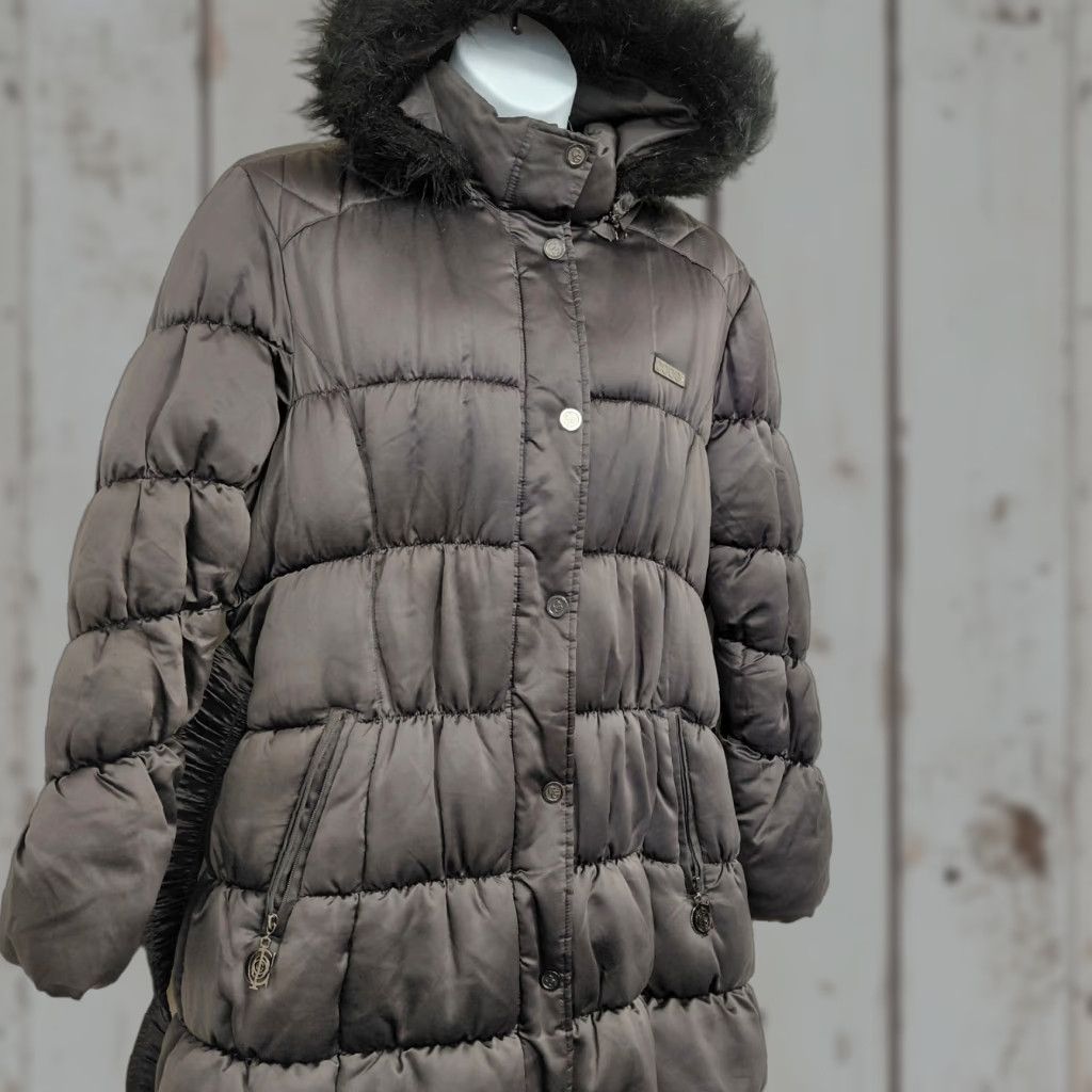 Coogi **VINTAGE COOGI Women's Size 2X Brownish Black Puffer Coat** User: **Vintage COOGI Women's Size 2X Brownish Black Puffer Jacket** Size XXL / US 16-18 / IT 52-54 - 1 Thumbnail