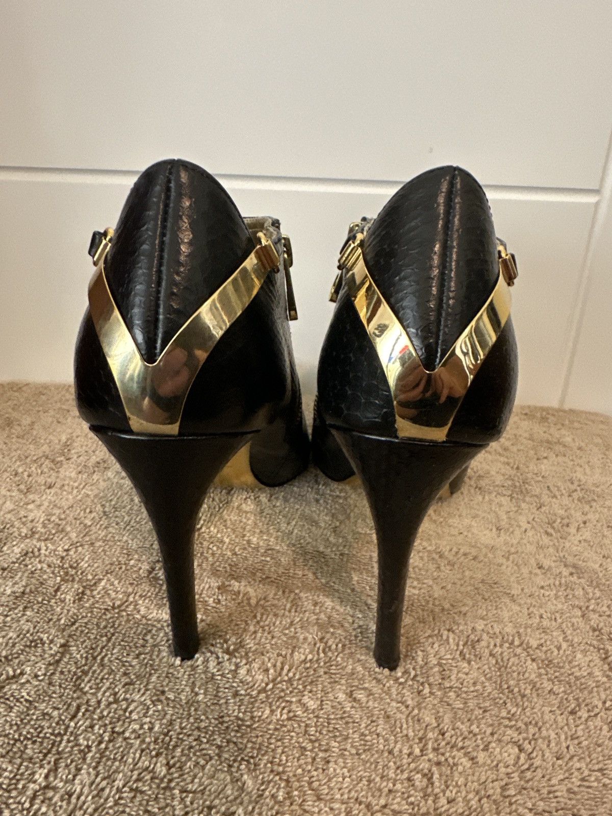Ted Baker Ted Baker Black Pointed Leather Ankle Boots Size US 10 / IT 40 - 7 Thumbnail