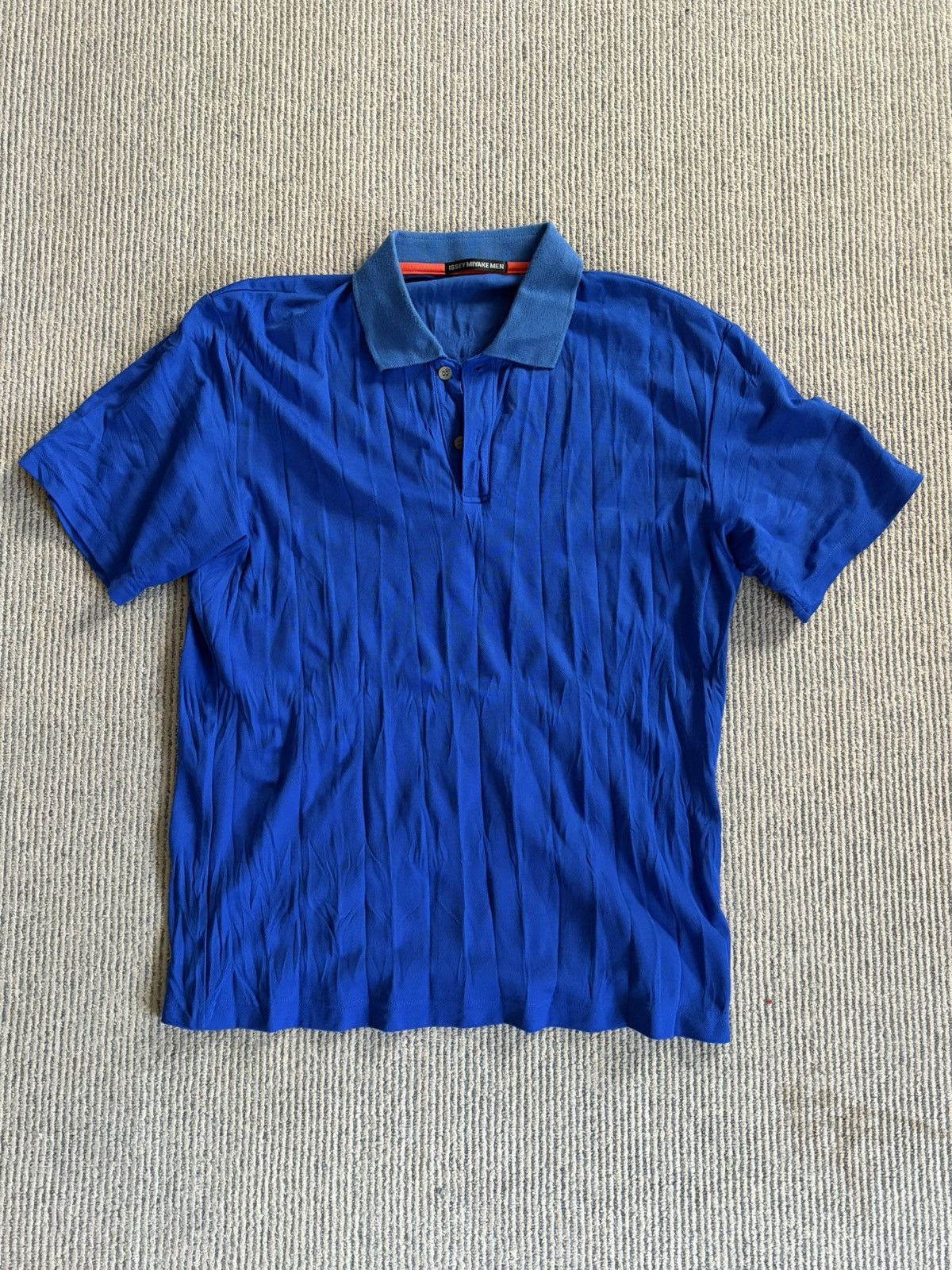 Issey Miyake Issey Miyake Men Blue Pleated Polo Size US M / EU 48-50 / 2 - 1 Thumbnail