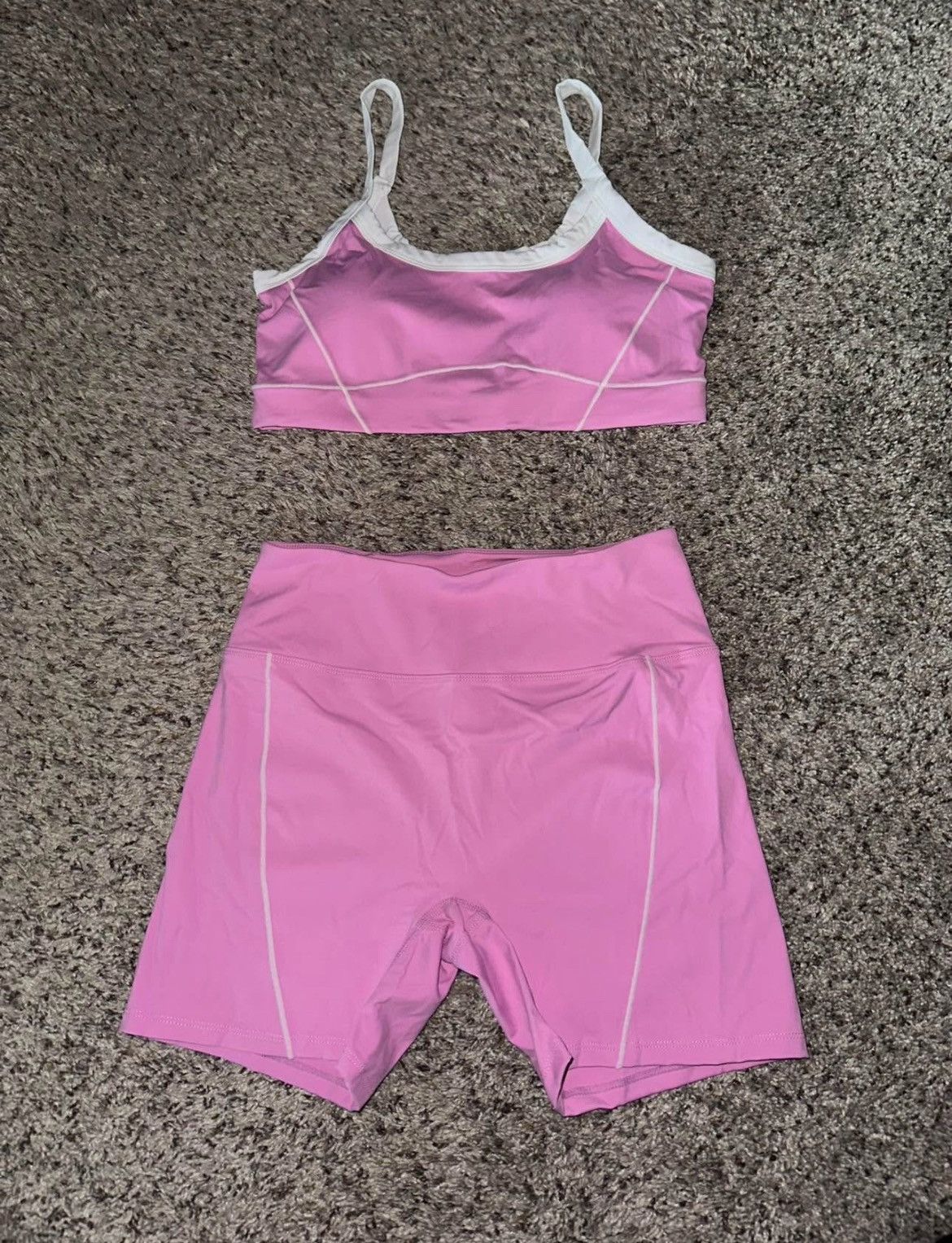 Lululemon Lululemon Pretty in Pink Sports Set .🩷 Size ONE SIZE - 3 Thumbnail