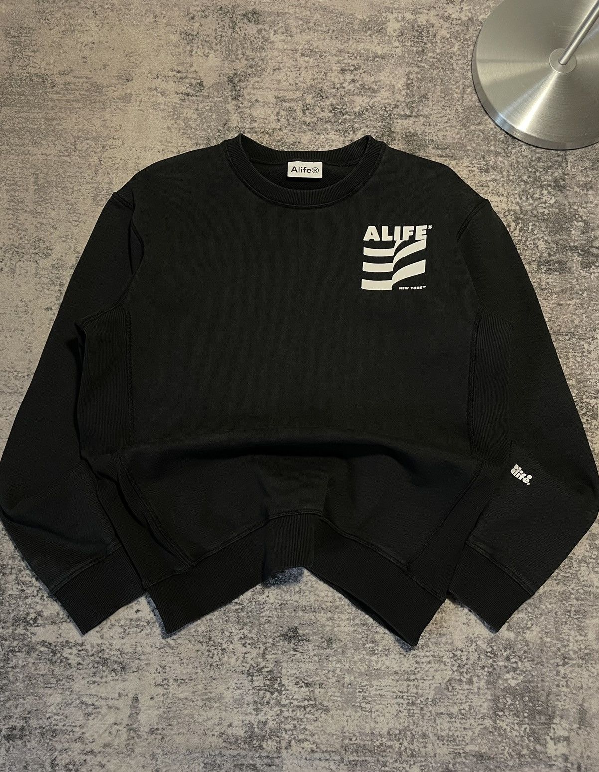 Alife × Essentials Alife Museum Crewneck Sweat Size US XL / EU 56 / 4 - 1 Thumbnail