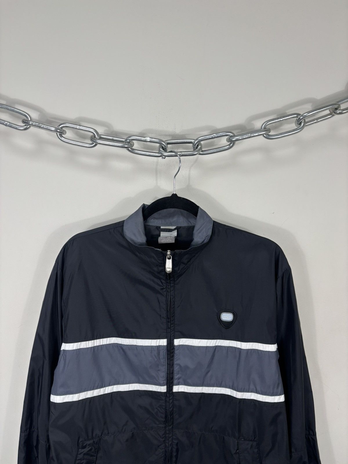 Nike Vintage Nike Y2K Black/Grey Hype Nylon Track Jacket Size US M / EU 48-50 / 2 - 2 Thumbnail