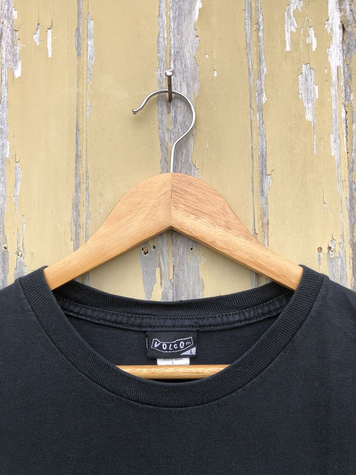 Vintage × Volcom Vintage Y2K Volcom Big Logo Tshirts Size US L / EU 52-54 / 3 - 5 Thumbnail