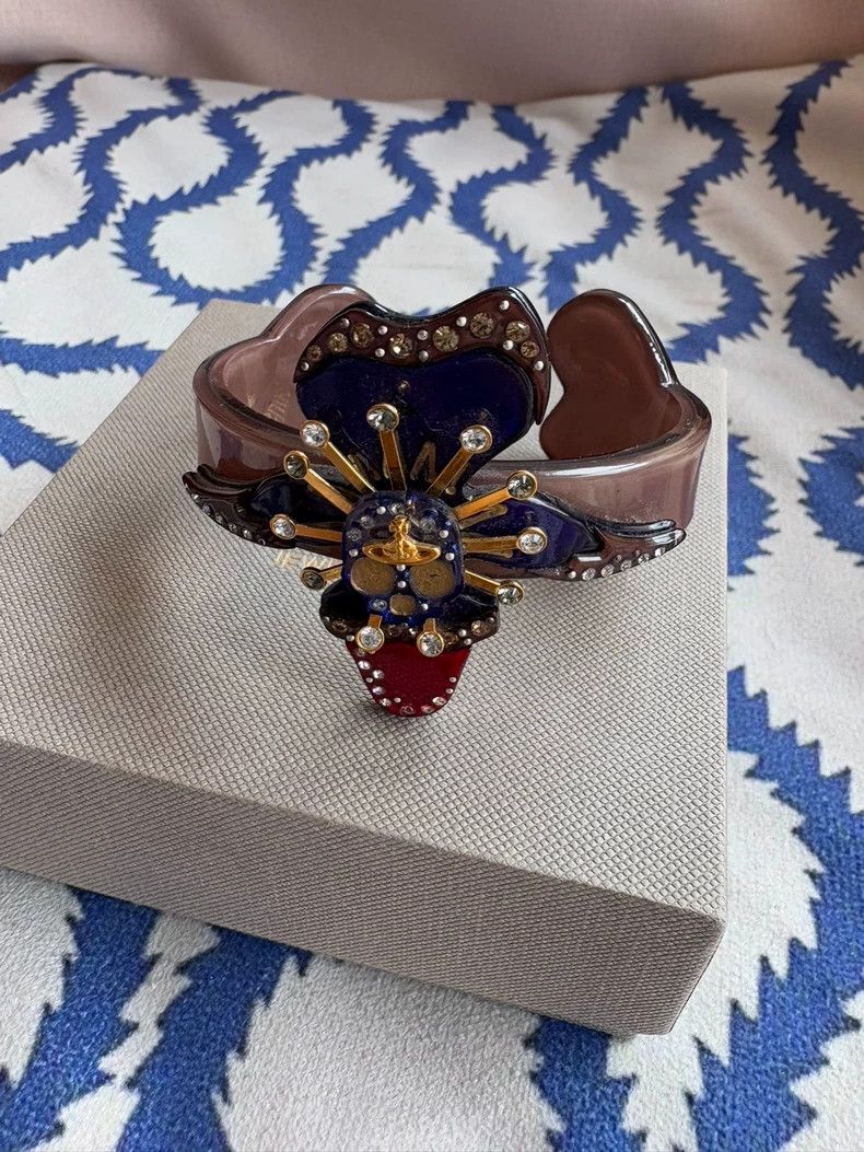 Vivienne Westwood Vivienne Westwood Medieval skeleton flower bracelet Size ONE SIZE - 2 Thumbnail