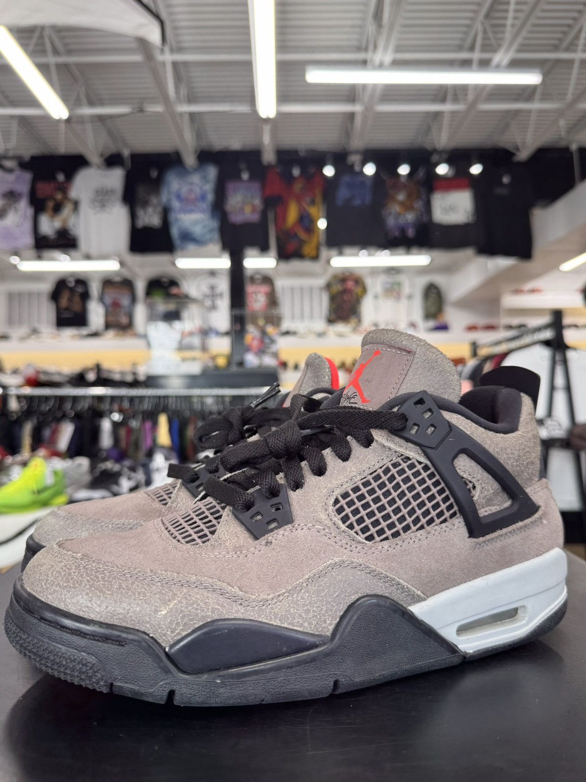Jordan Brand × Nike Air Jordan 4 Taupe Haze Size Size 7Y (2021) Size US 7 / EU 40 - 1 Thumbnail