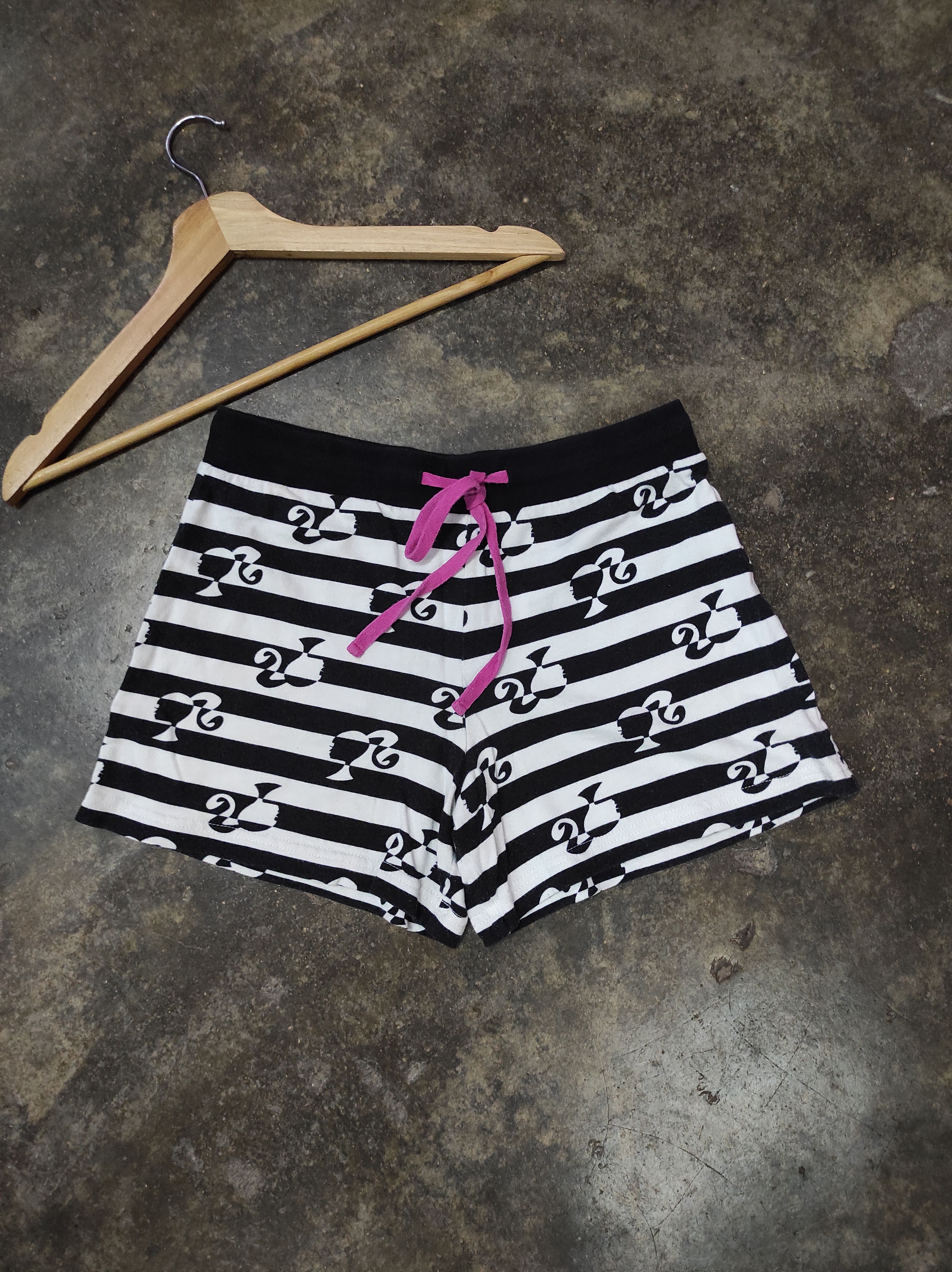 Japanese Brand AIMERTEEL X BARBIE SHORT PANTS Size 28" / US 6 / IT 42 - 1 Thumbnail