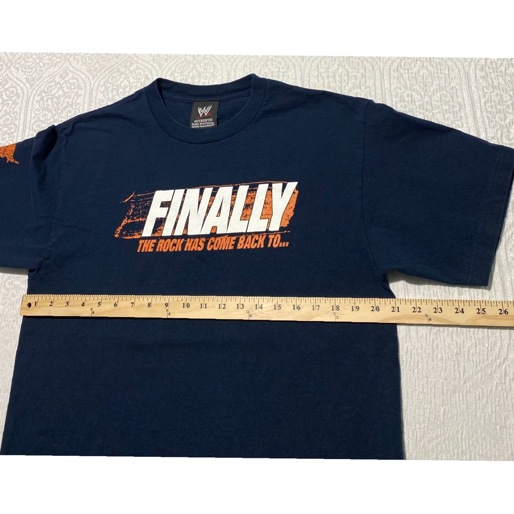 Vintage WWE Authentic The Rock Chicago Electrified 2011 Navy Blue T-Shirt Mens L Size US L / EU 52-54 / 3 - 5 Thumbnail