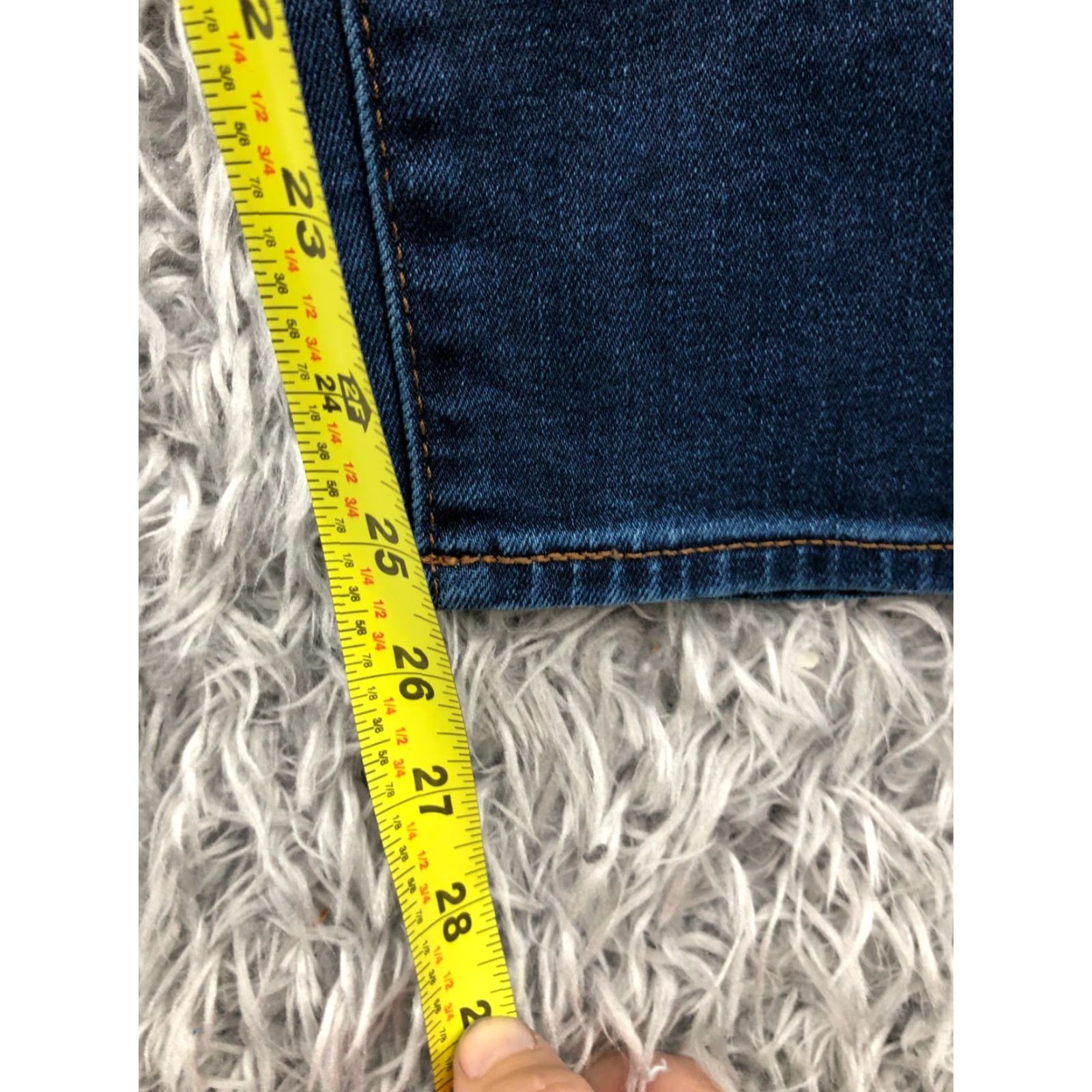 Old Navy Old Navy Jeans Skinny Womens Size 8 Short Blue Wash Denim 5-Pocket Regular Rise Medium Color Blue Slim/Regular Fit Mens Womens Boys Girls Size 30" / US 8 / IT 44 - 3 Thumbnail