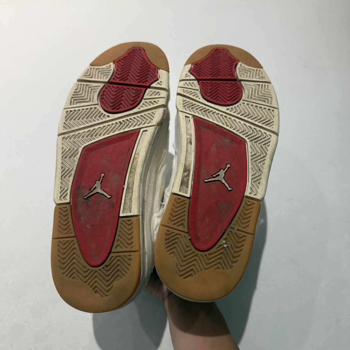Jordan Brand × Levi's Jordan 4 Retro Levis white Size US 8.5 / EU 41-42 - 8 Thumbnail