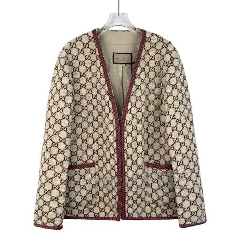 Gucci Gucci 23 beige logo jacquard full-print cotton V-neck long Size M / US 6-8 / IT 42-44 - 1 Thumbnail