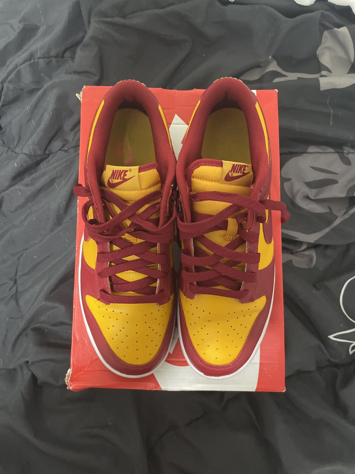Nike Midas gold dunks Size US 9.5 / EU 42-43 - 3 Thumbnail