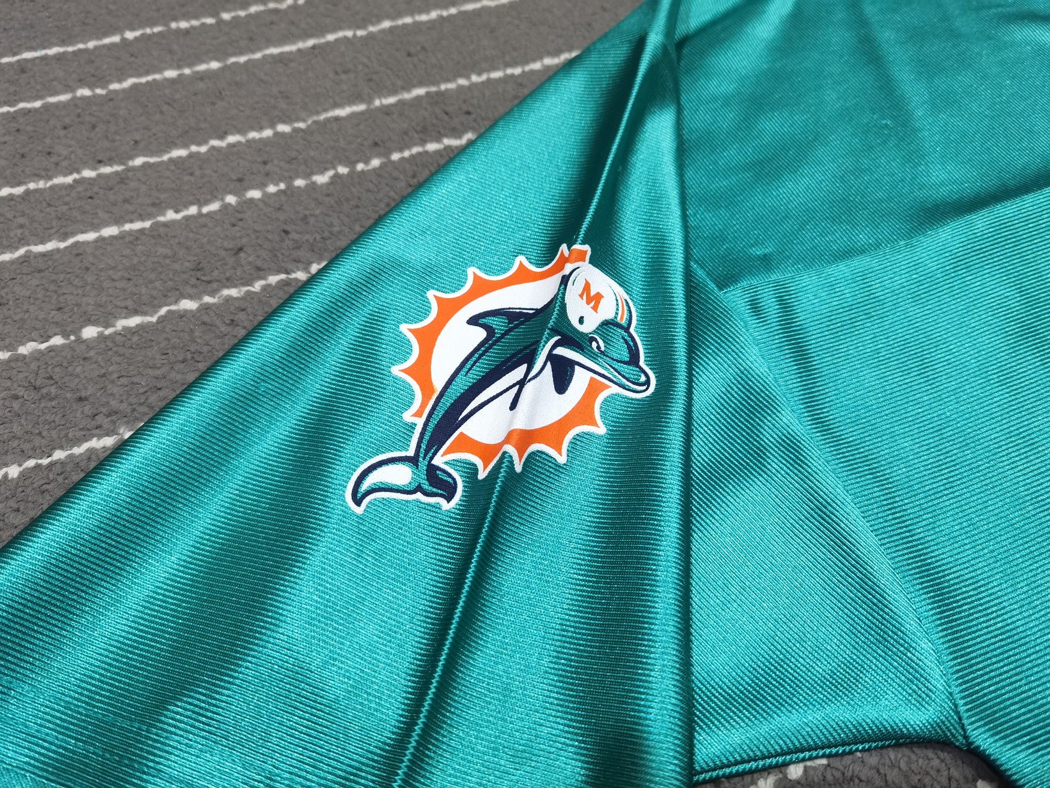 NFL NFL Dolphins Taylor 99 jerseys XL 1690 Size US XL / EU 56 / 4 - 6 Thumbnail