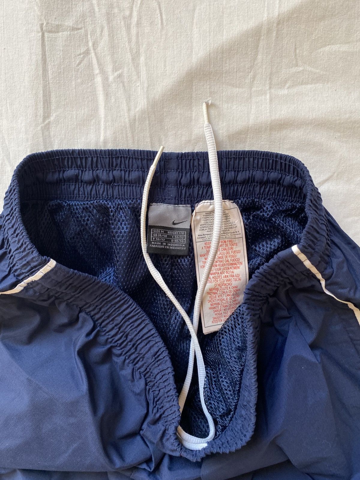 Nike Vintage Nike Track Pants Navy Blue Baggy Size US 32 / EU 48 - 4 Thumbnail